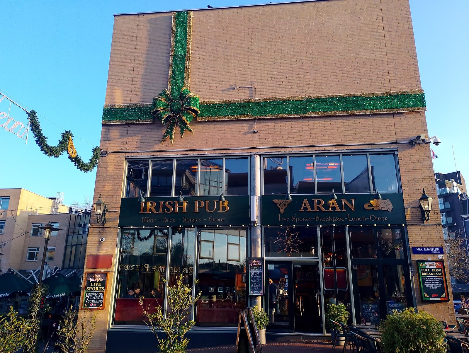 Aran Irish Pub — Irish pub in Amsterdam