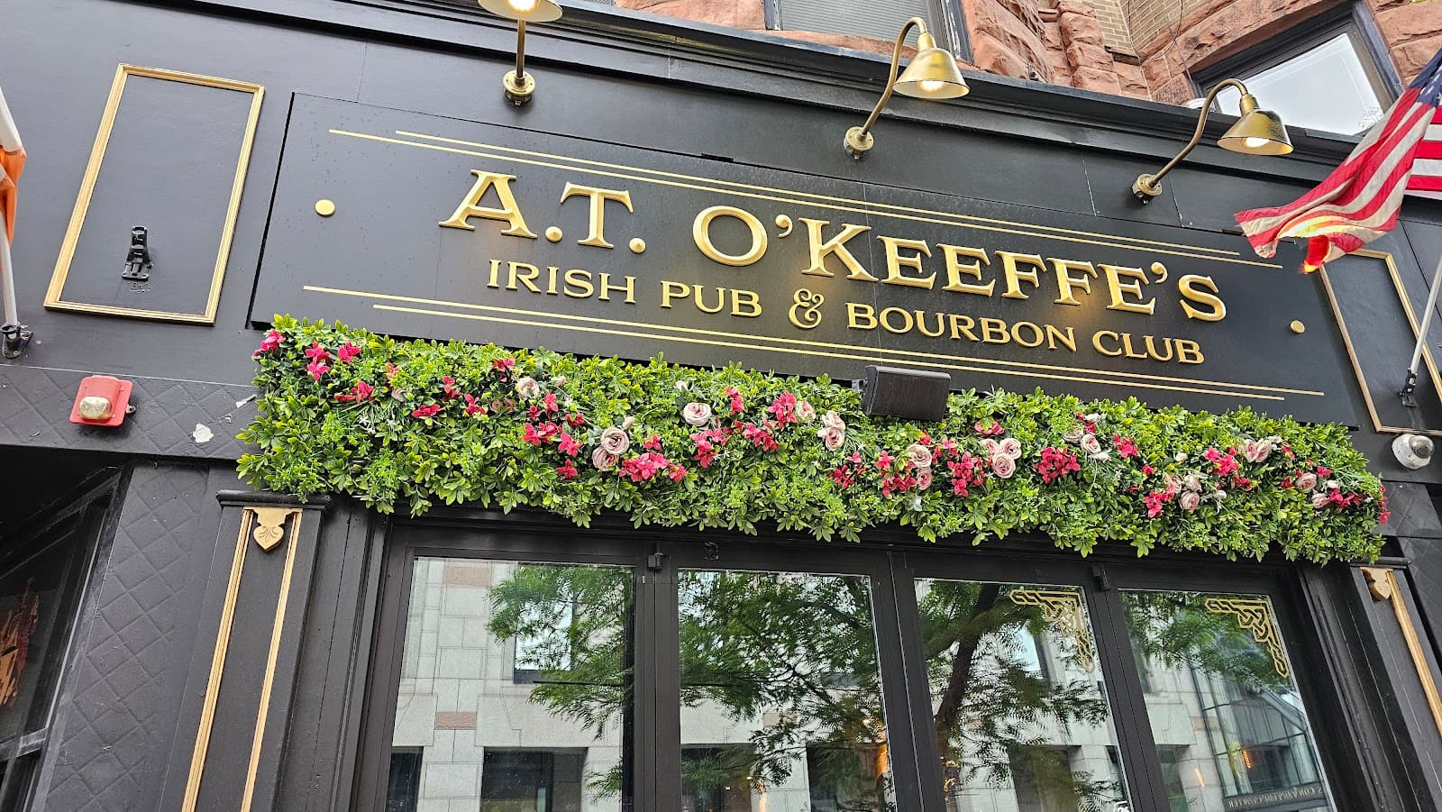A.T. O'Keeffe's — Irish pub in Boston