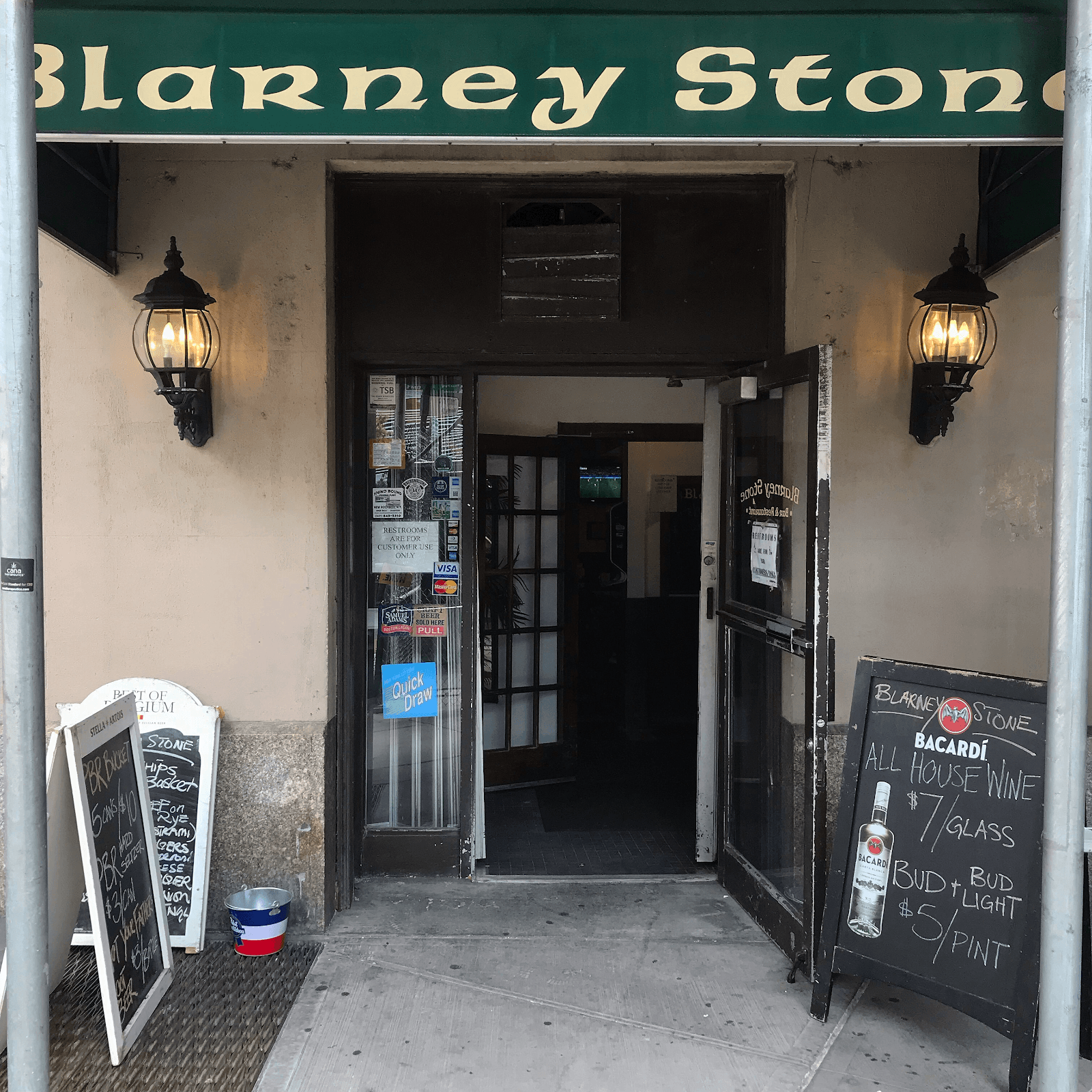 Blarney Stone — Irish pub in New York