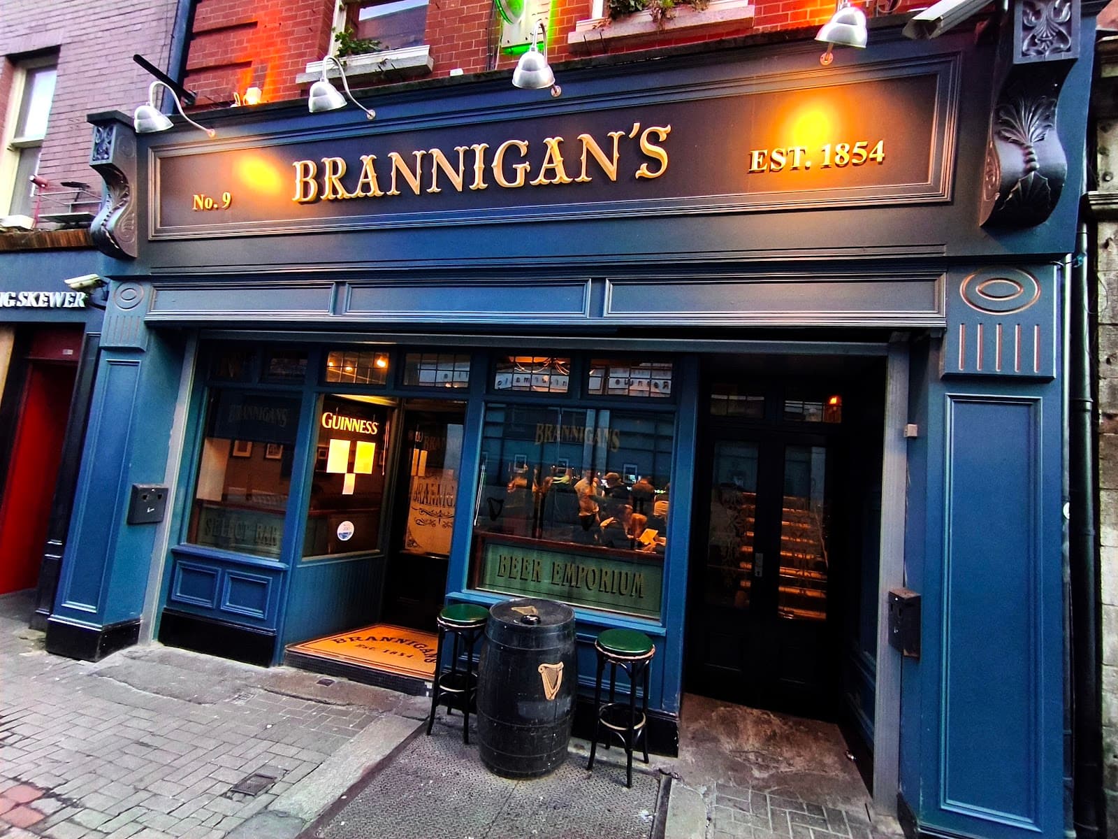Brannigans — Irish pub in Dublin