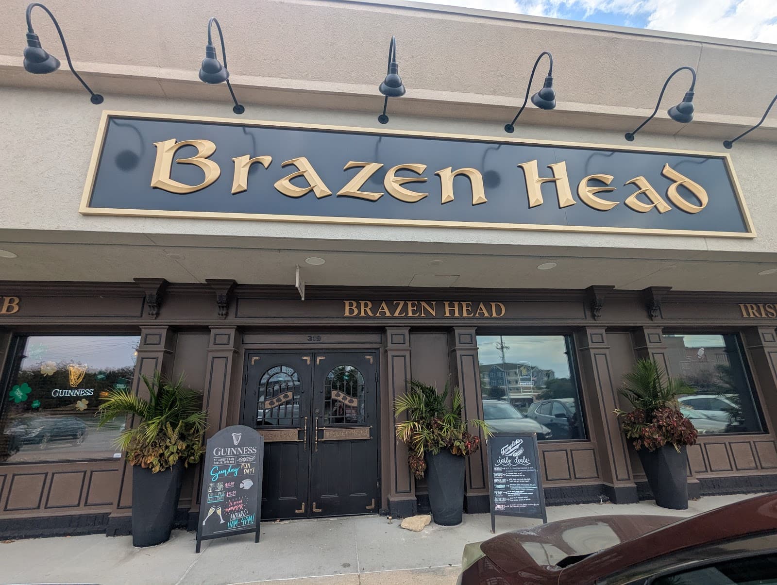 Brazen Head Irish Pub — Irish pub in Omaha