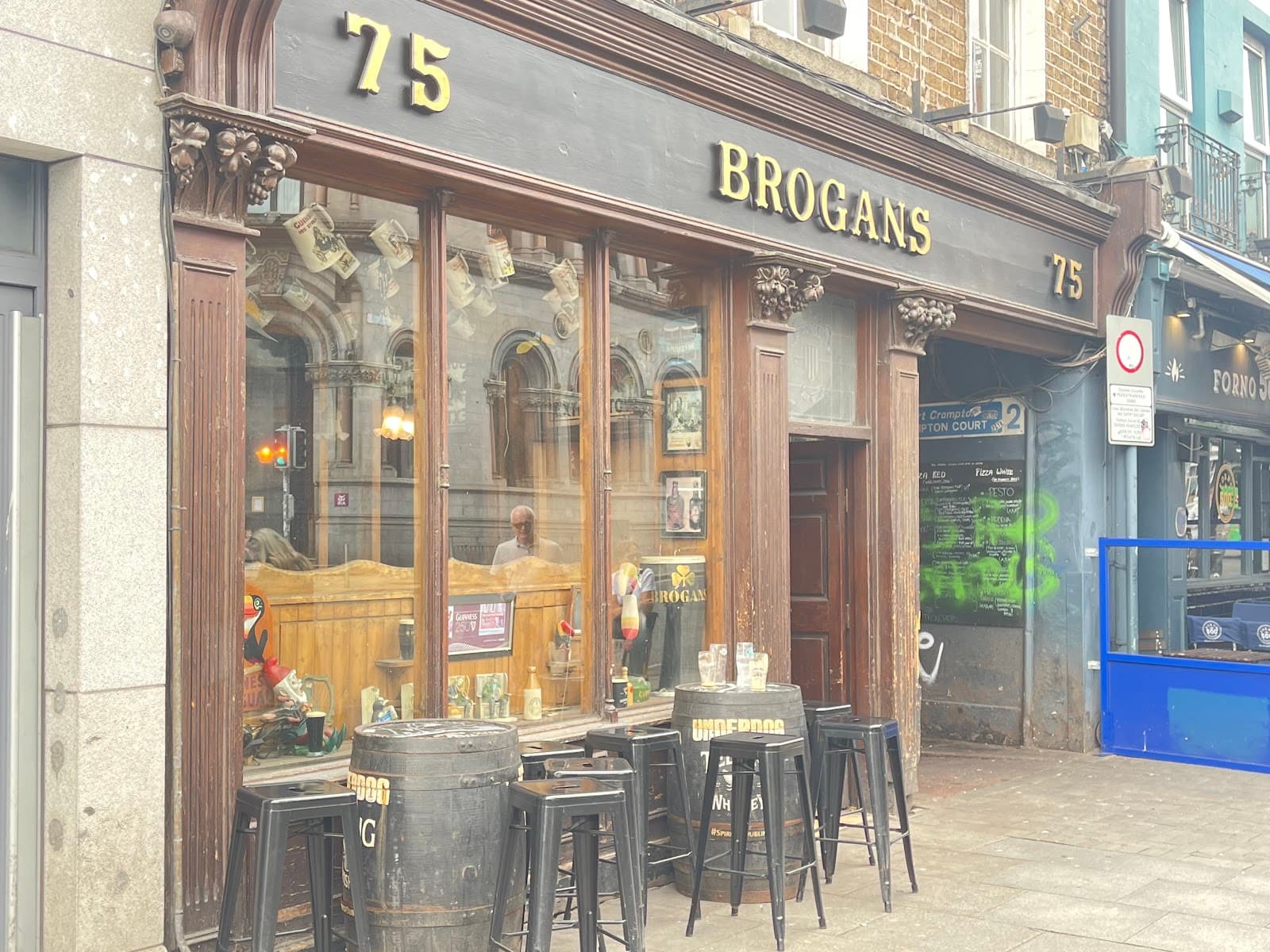 Brogans — Irish pub in Dublin