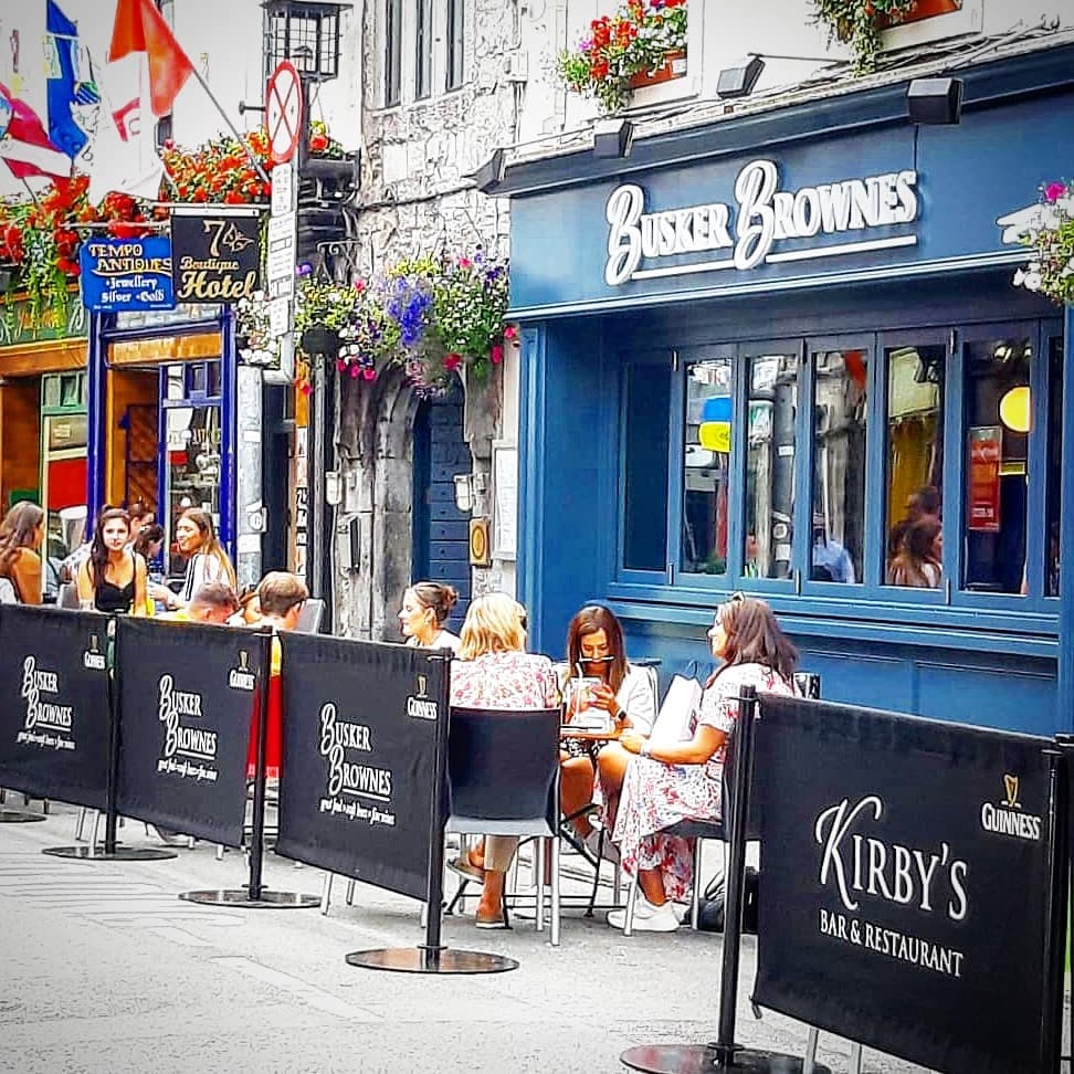 Busker Brownes — Irish pub in Galway