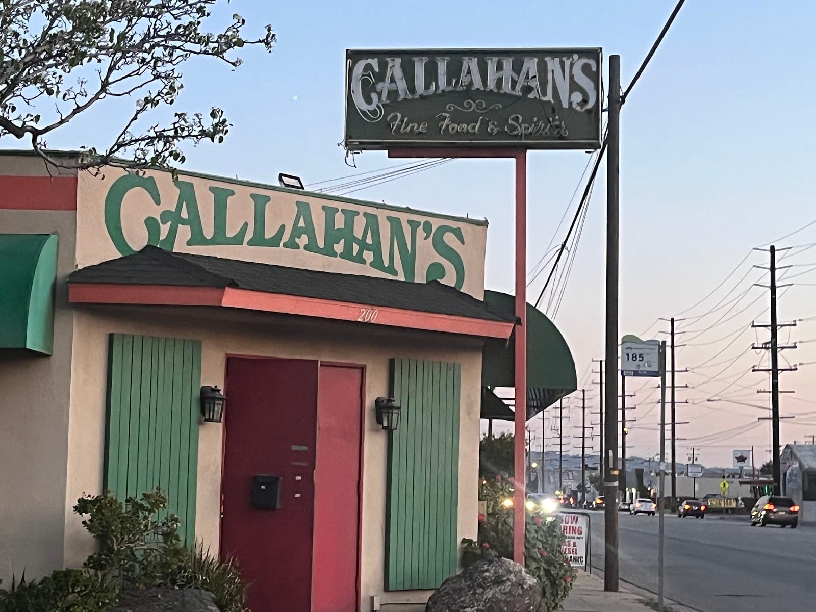 Callahan's Irish Pub & Grill Azusa — Irish pub in Los Angeles