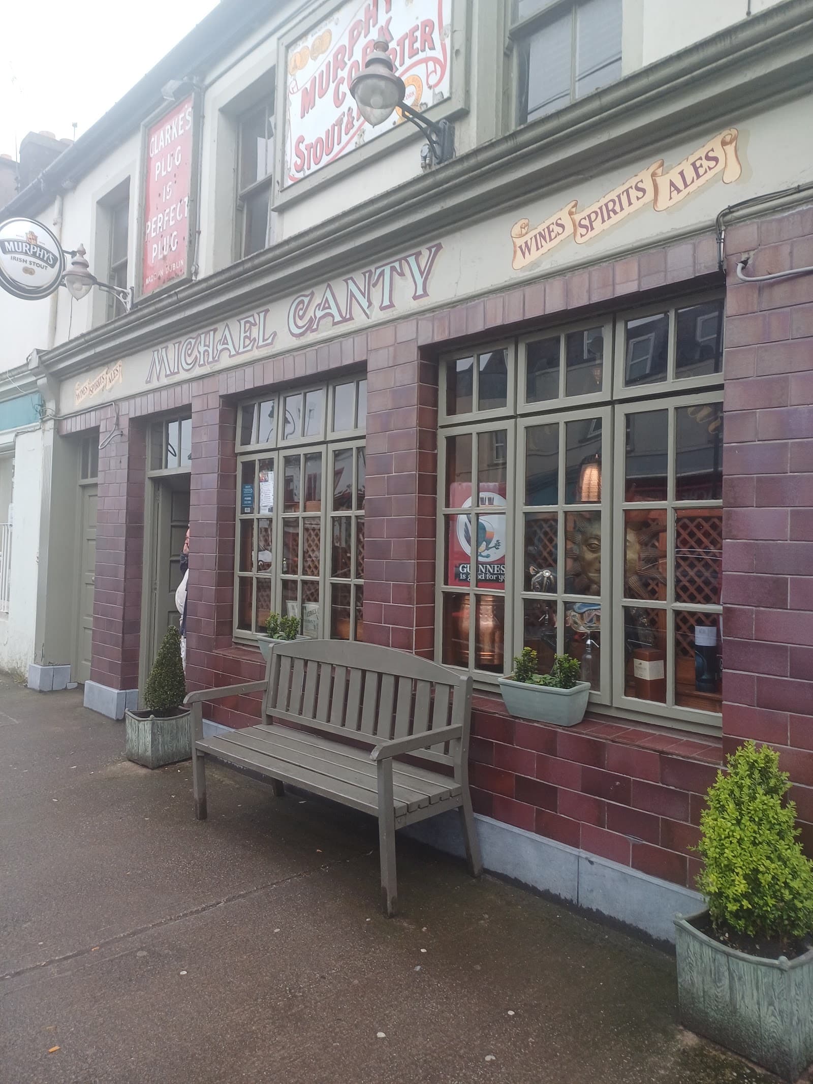 Canty's Bar — Irish pub in Midleton