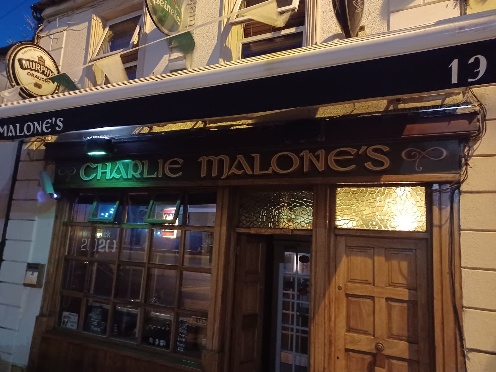 Charlie Malone's — Irish pub in Limerick