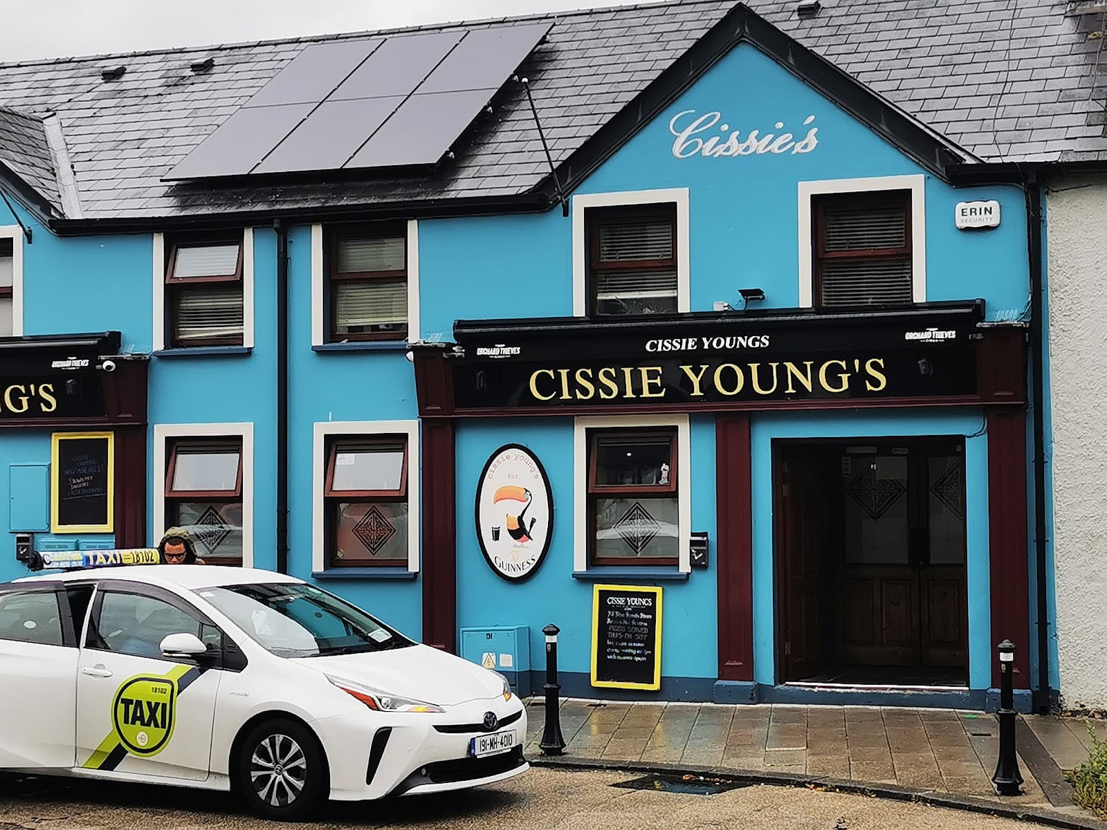 Cissie Youngs — Irish pub in Cork