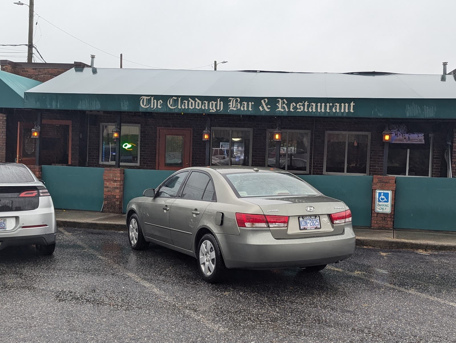 Claddagh Restaurant & Pub — Irish pub in High Point