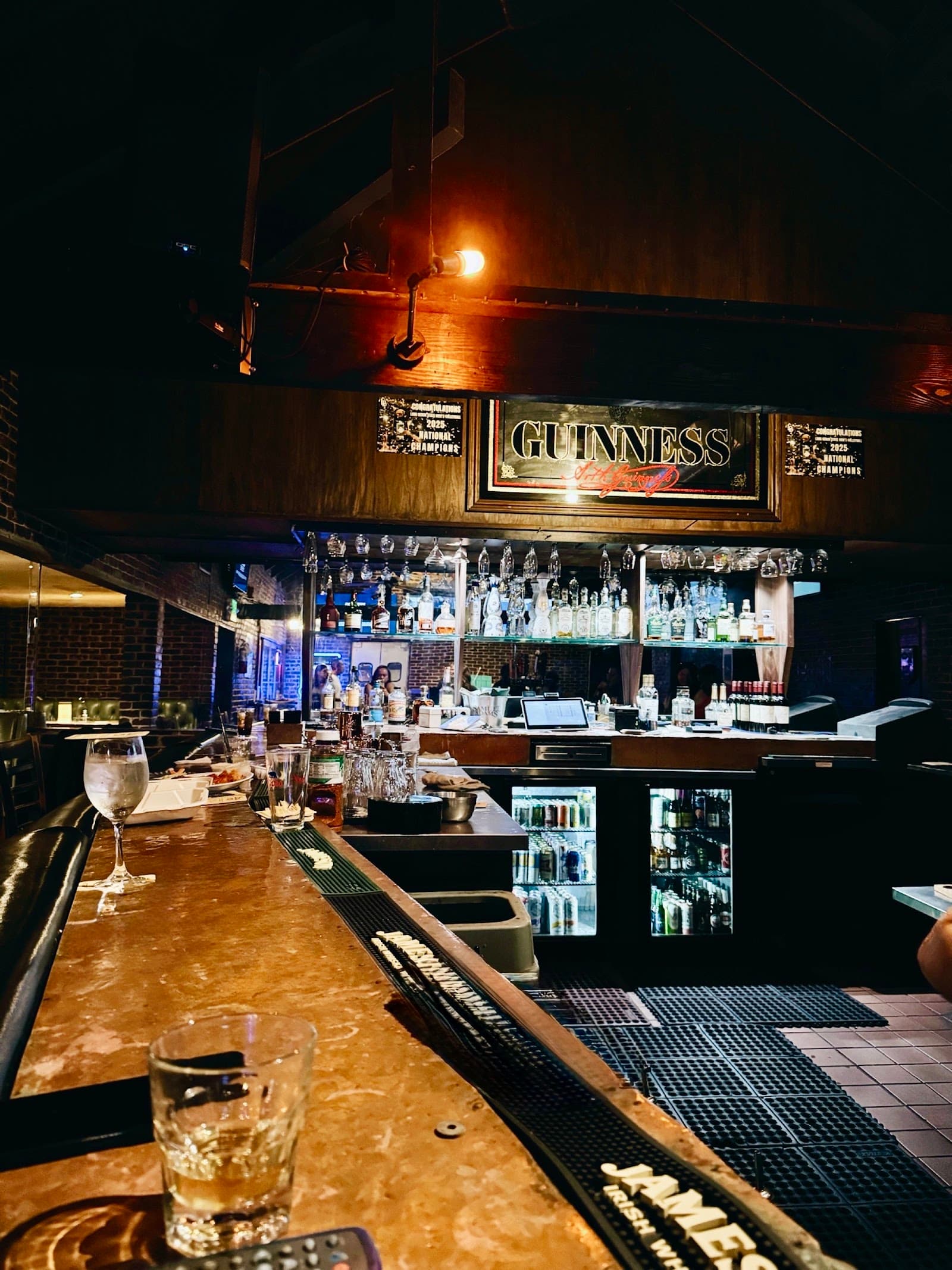 Clancy's Irish Pub — Irish pub in Long Beach