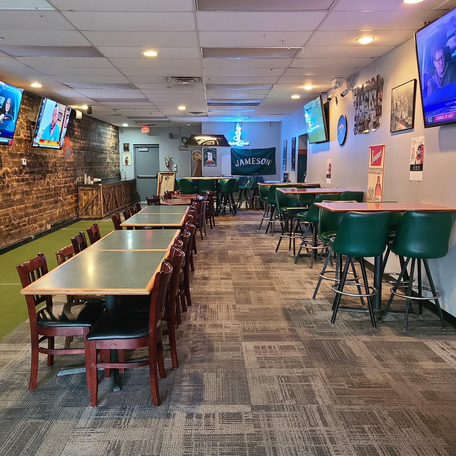 Clancy's Pub Pizza & Grill — Irish pub in Omaha