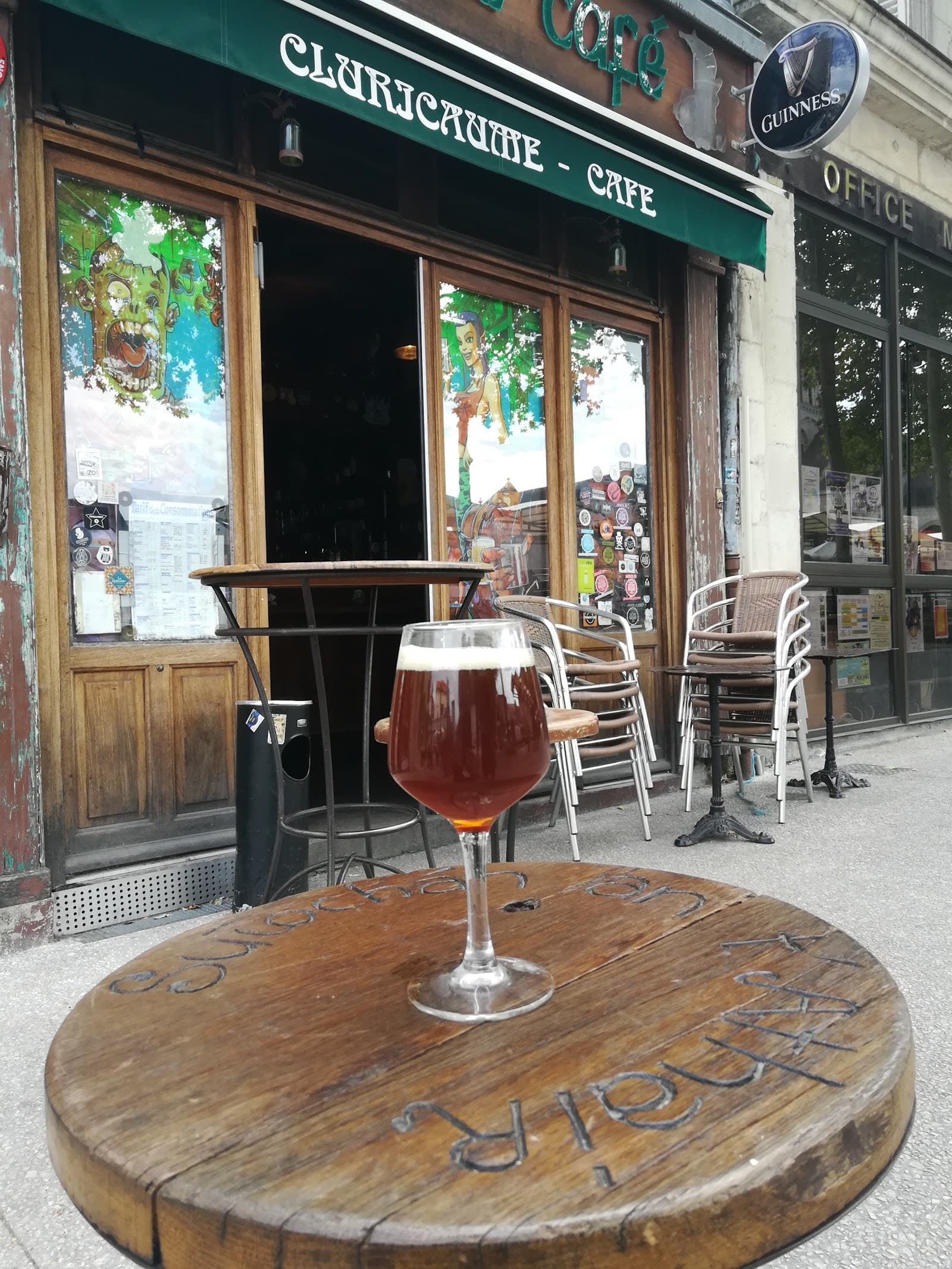 Cluricaume Café — Irish pub in Poitiers