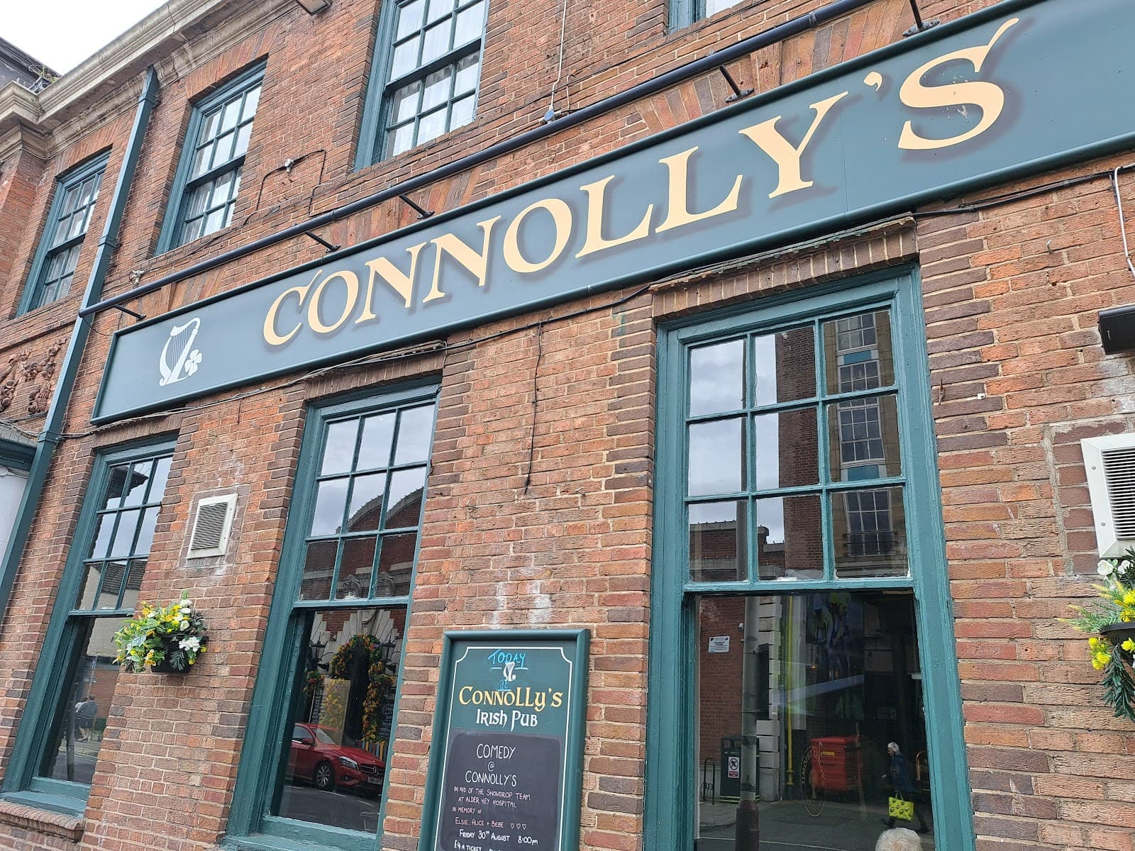Connolly's Irish Pub — Irish pub in Southport