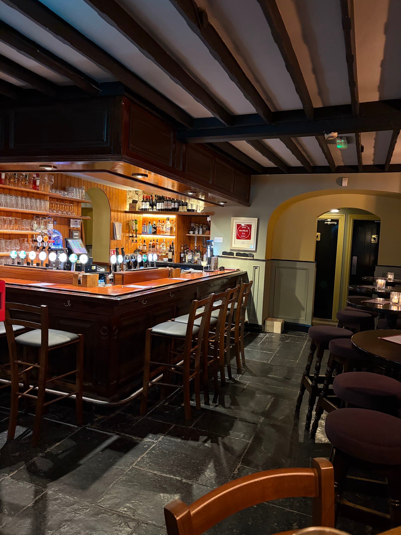 Considines Pub. — Irish pub in Ennis