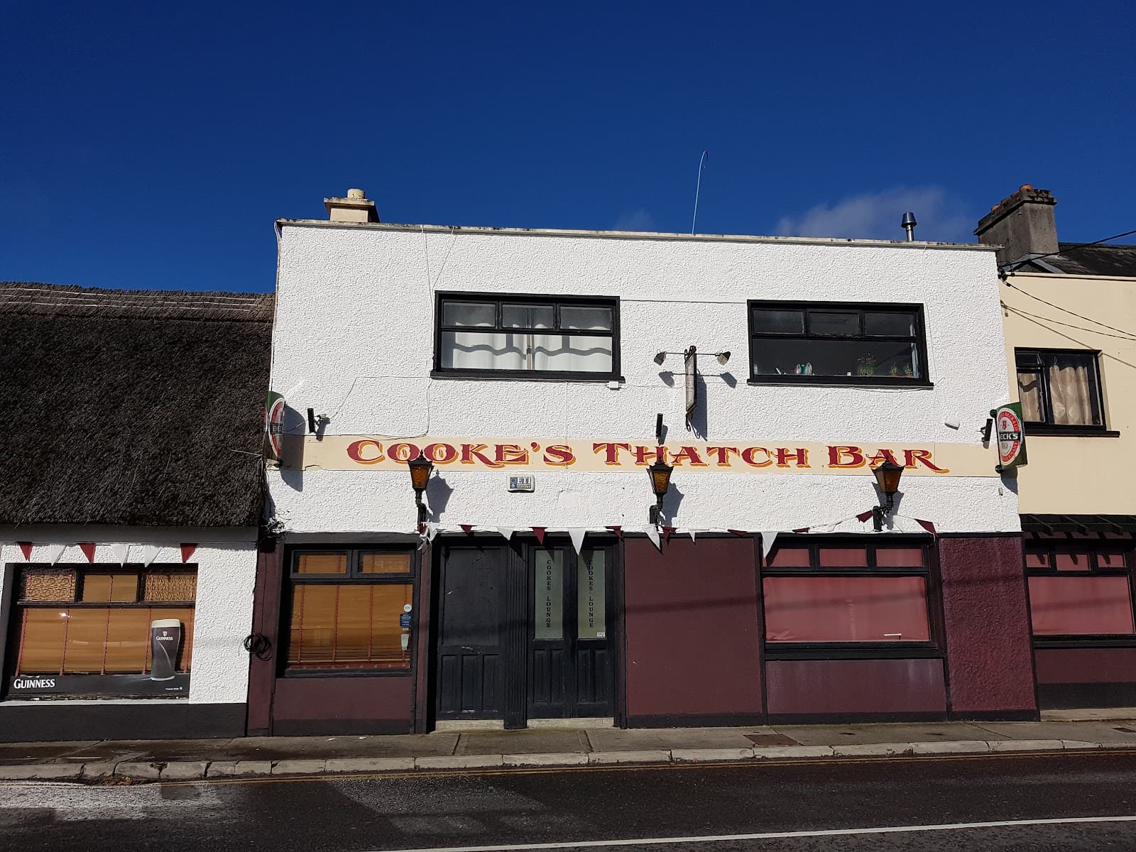 Cooke's Thatch Bar — Irish pub in Galway