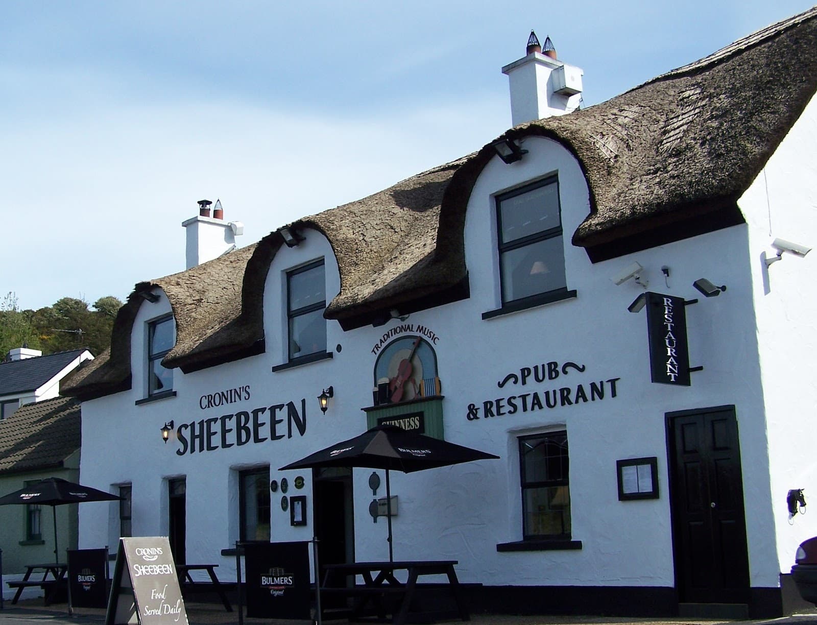 Cronin’s Sheebeen — Irish pub in Westport