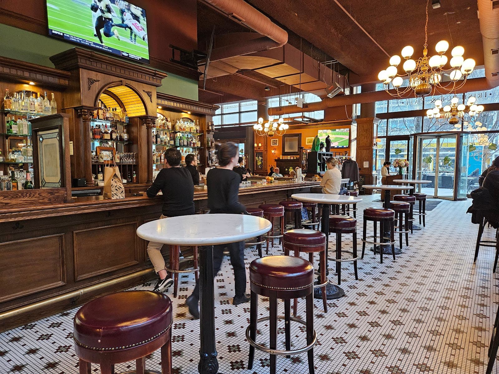D4 Irish Pub & Cafe — Irish pub in Chicago
