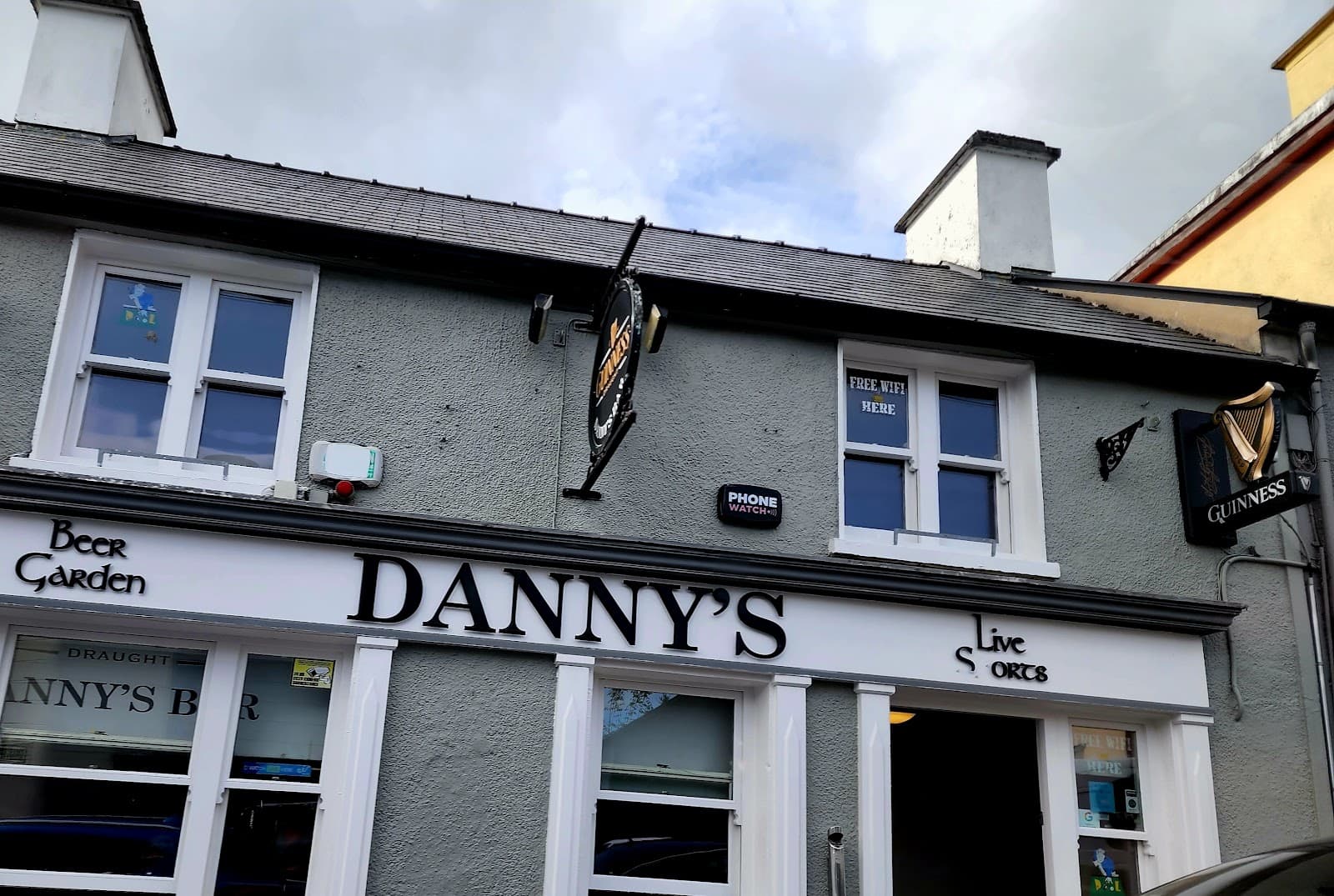Danny's — Irish pub in Westport