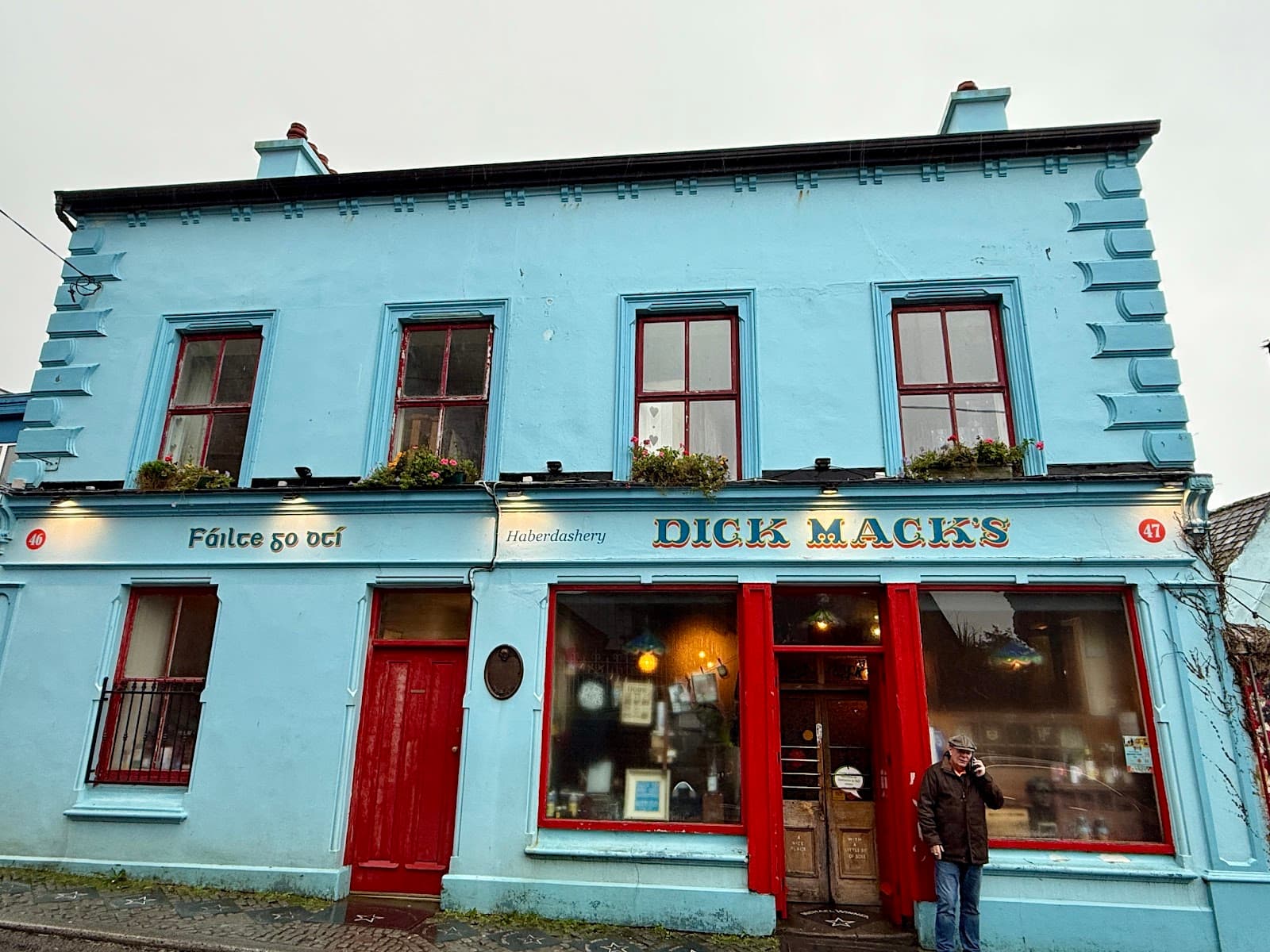 Dick Mack's Pub — Irish pub in Dingle