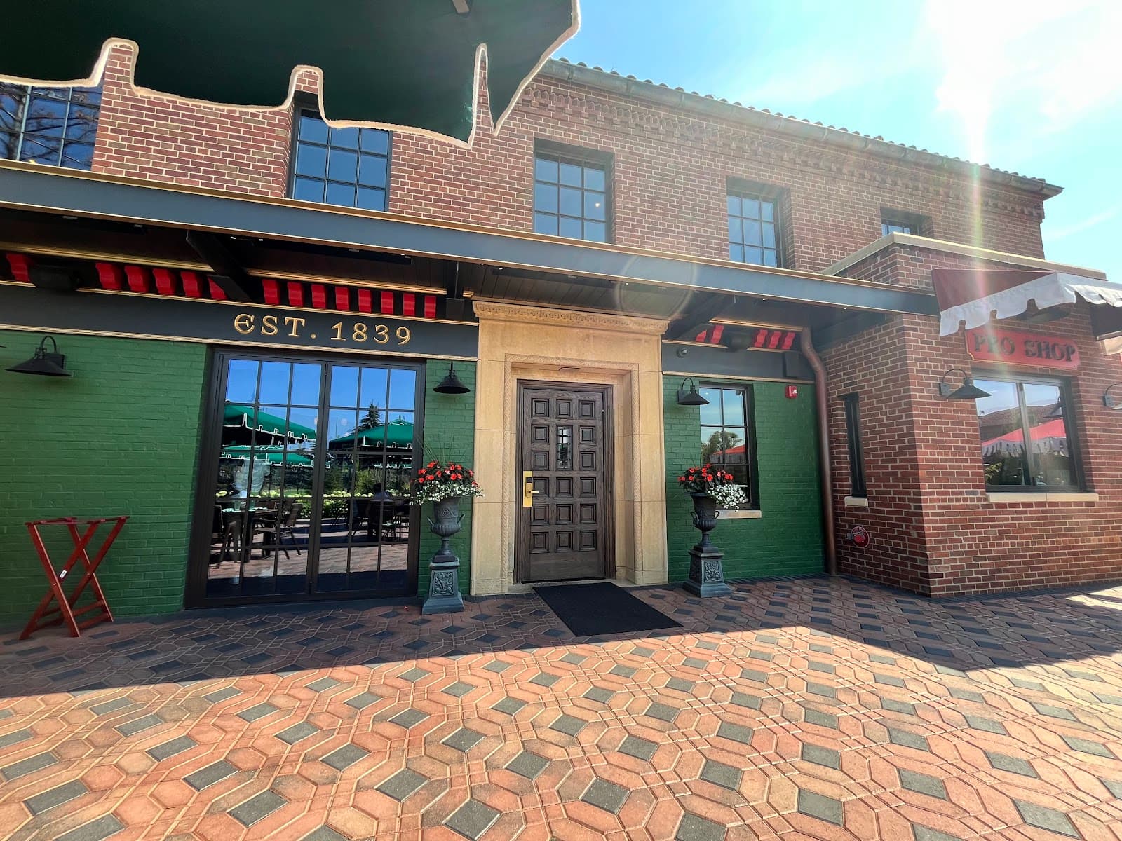 Doyles Irish Pub — Irish pub in Detroit
