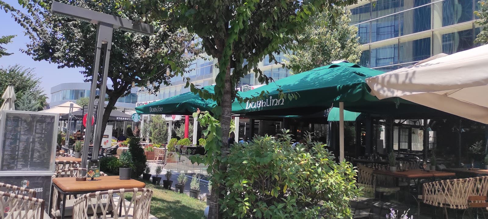 Dubh Linn Via Flat — Irish pub in Ankara