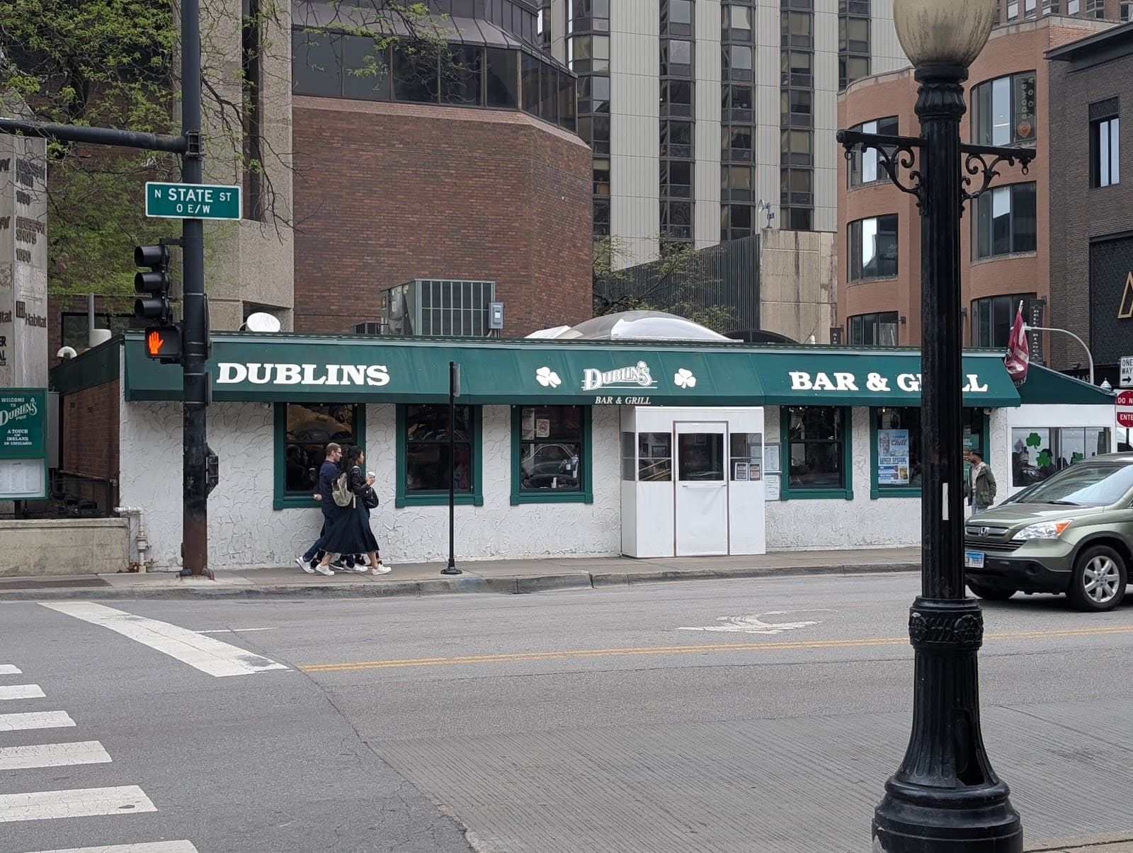 Dublin's Bar & Grill — Irish pub in Chicago