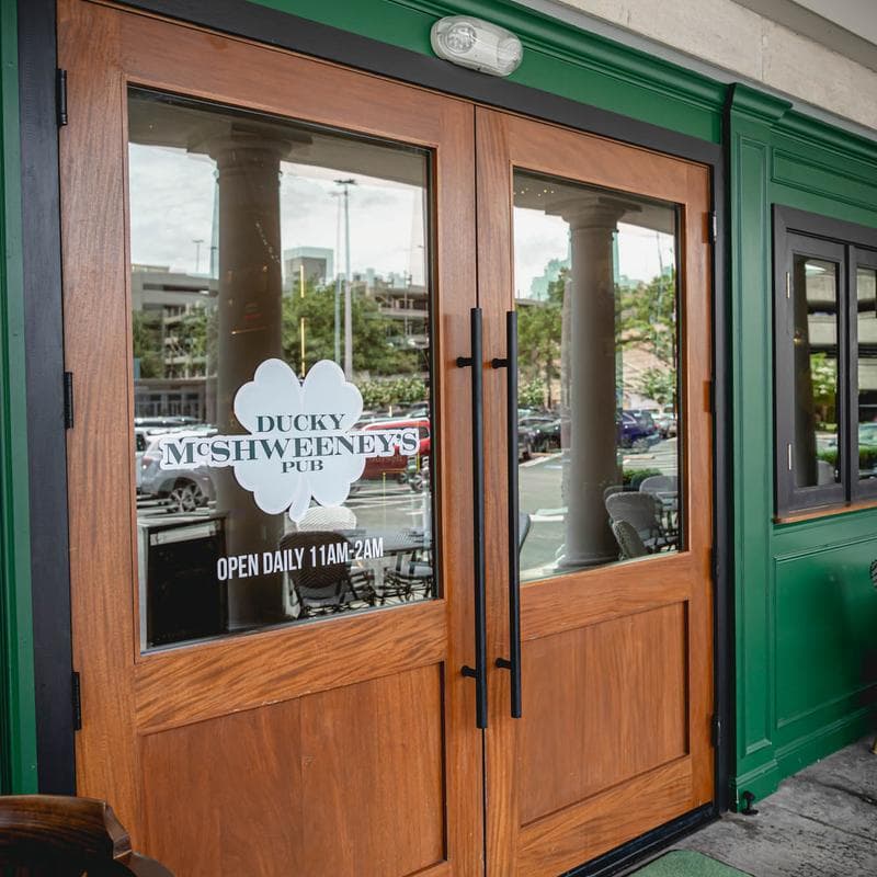 Ducky McShweeney's Pub — Irish pub in Houston