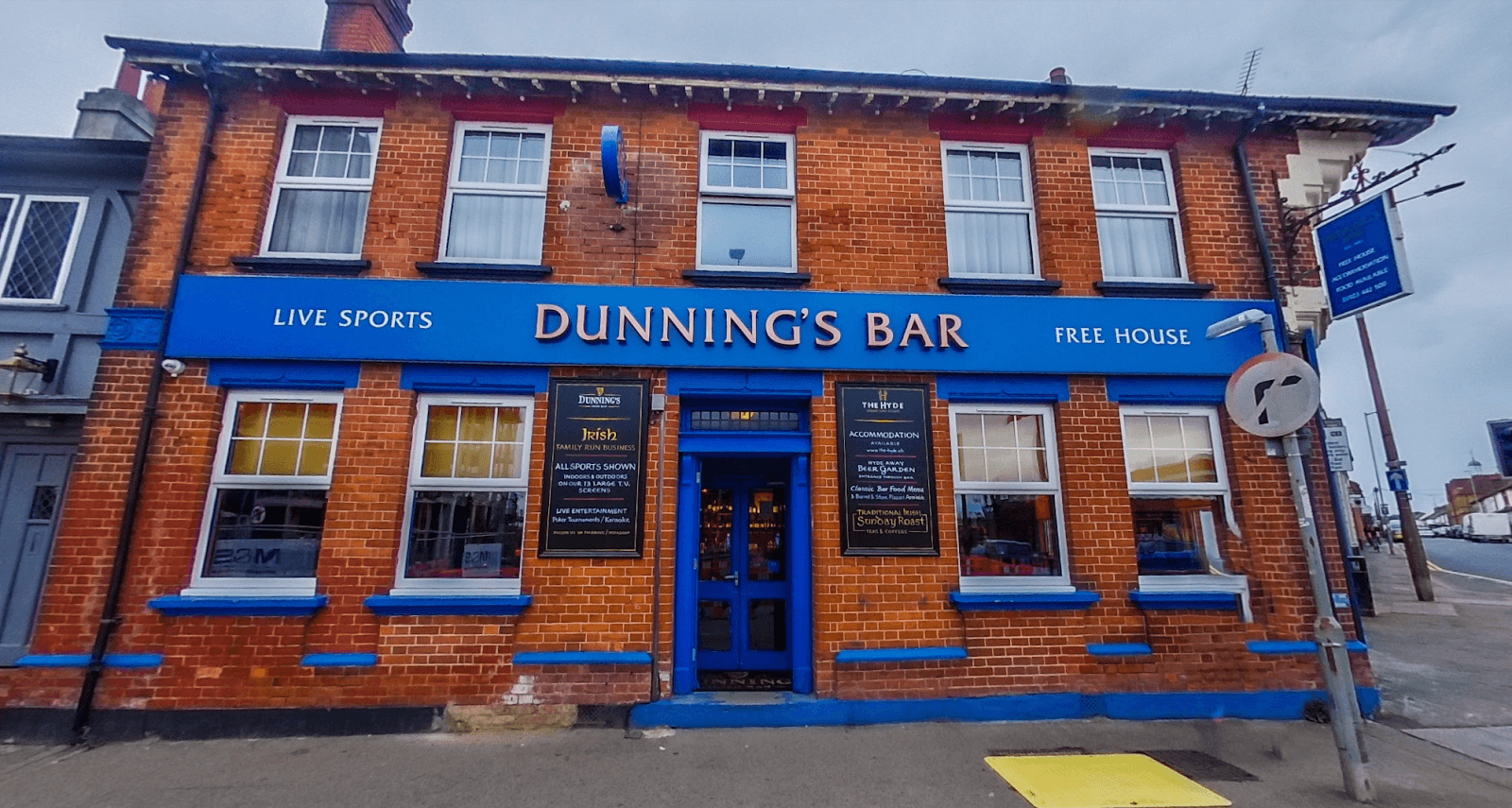 Dunnings Bar — Irish pub in Watford