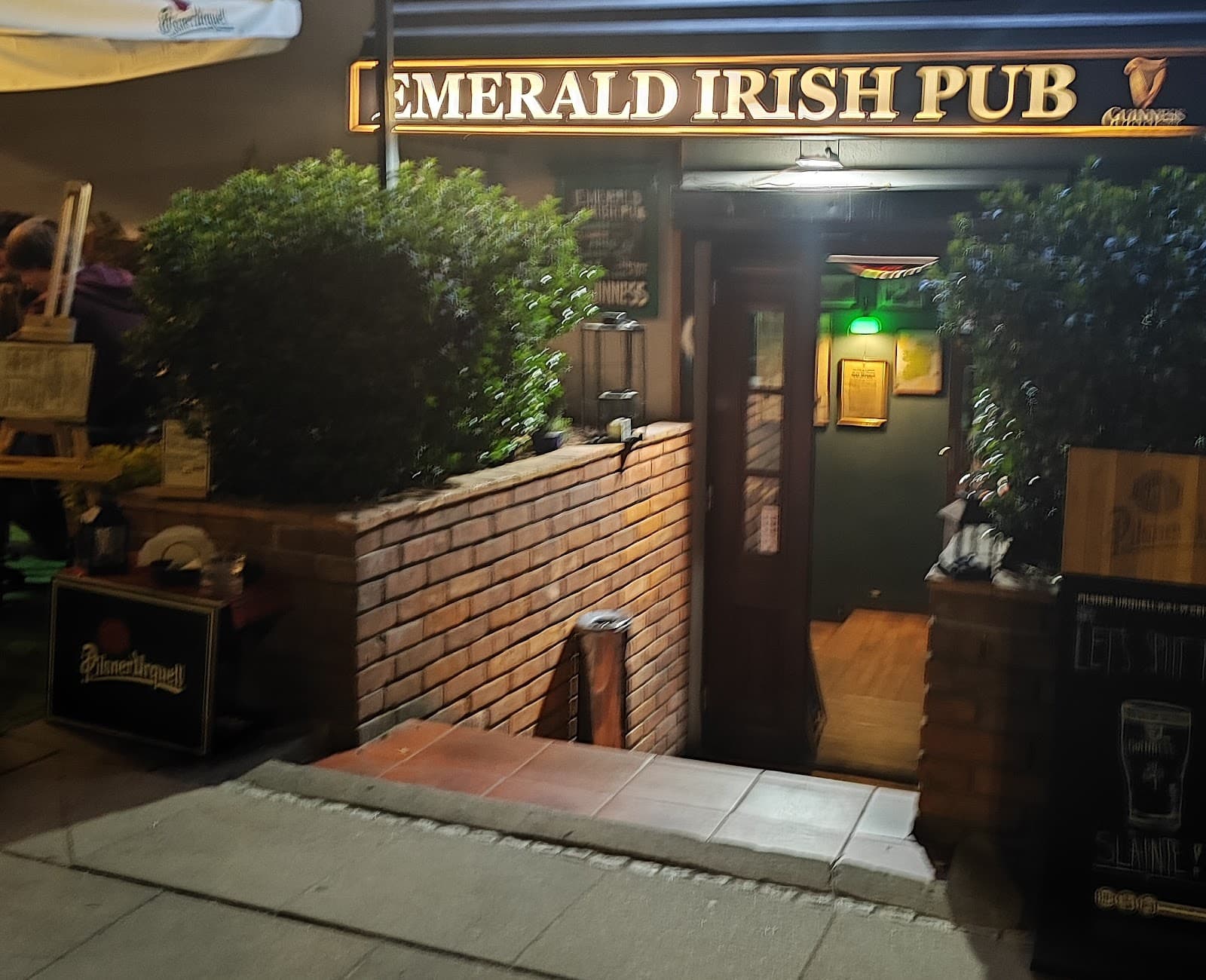 Emerald Irish Pub — Irish pub in Warsaw