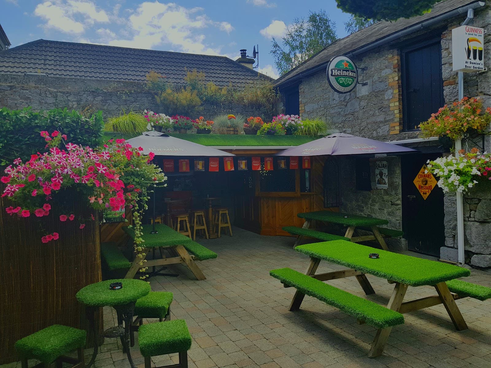 Figgerty's — Irish pub in Nenagh
