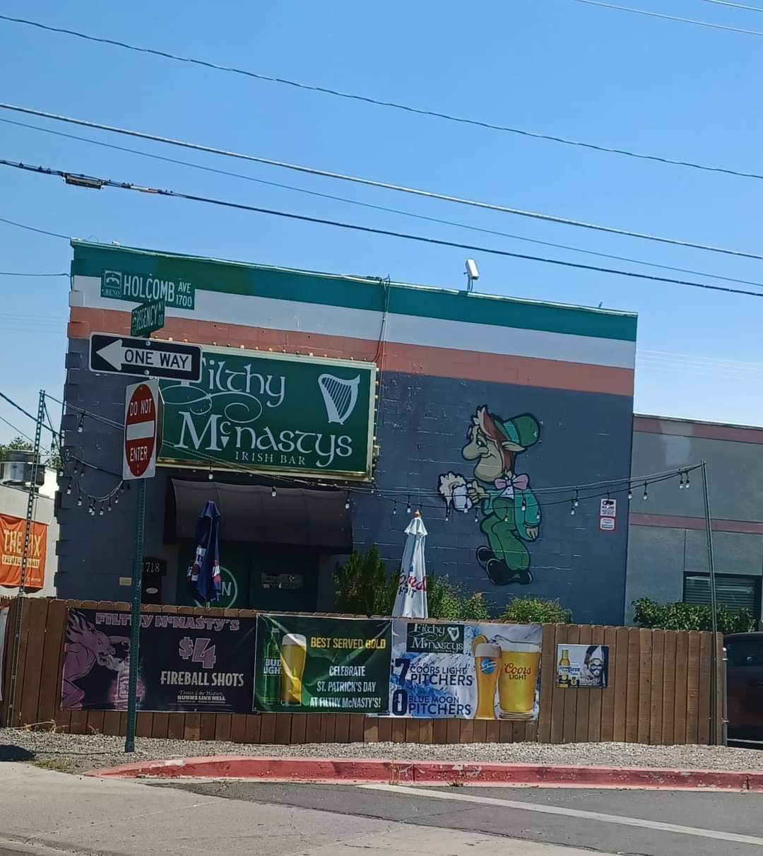 Filthy McNasty's Irish Bar — Irish pub in Reno