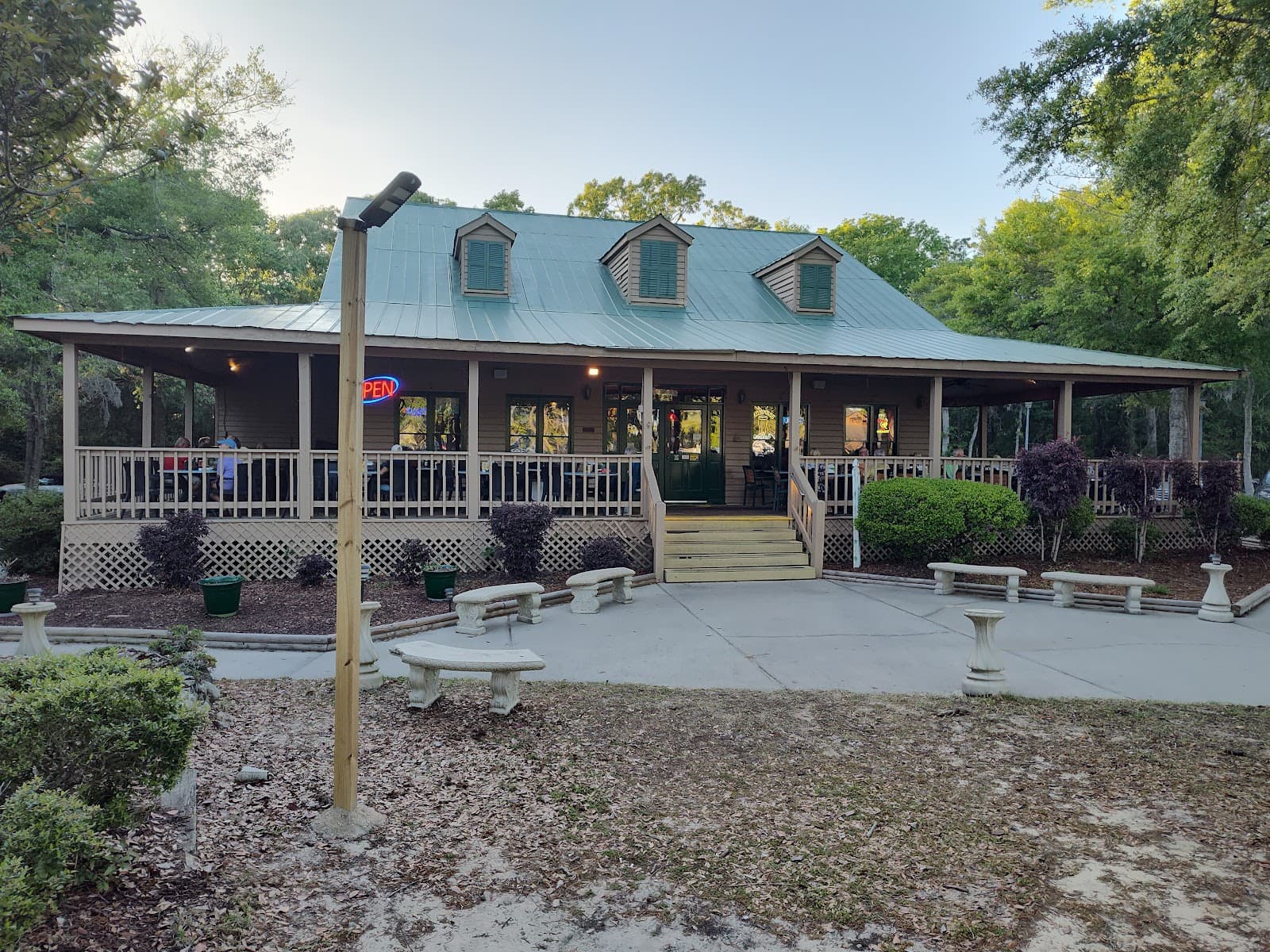 Finn McCools — Irish pub in Myrtle Beach