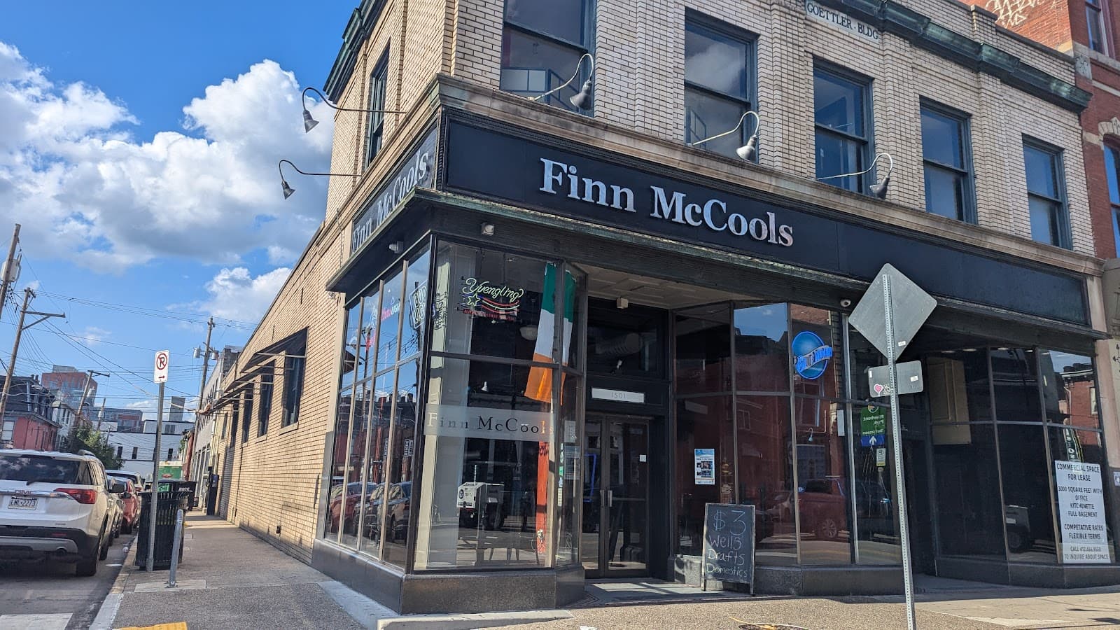 Finn McCool's — Irish pub in Pittsburgh