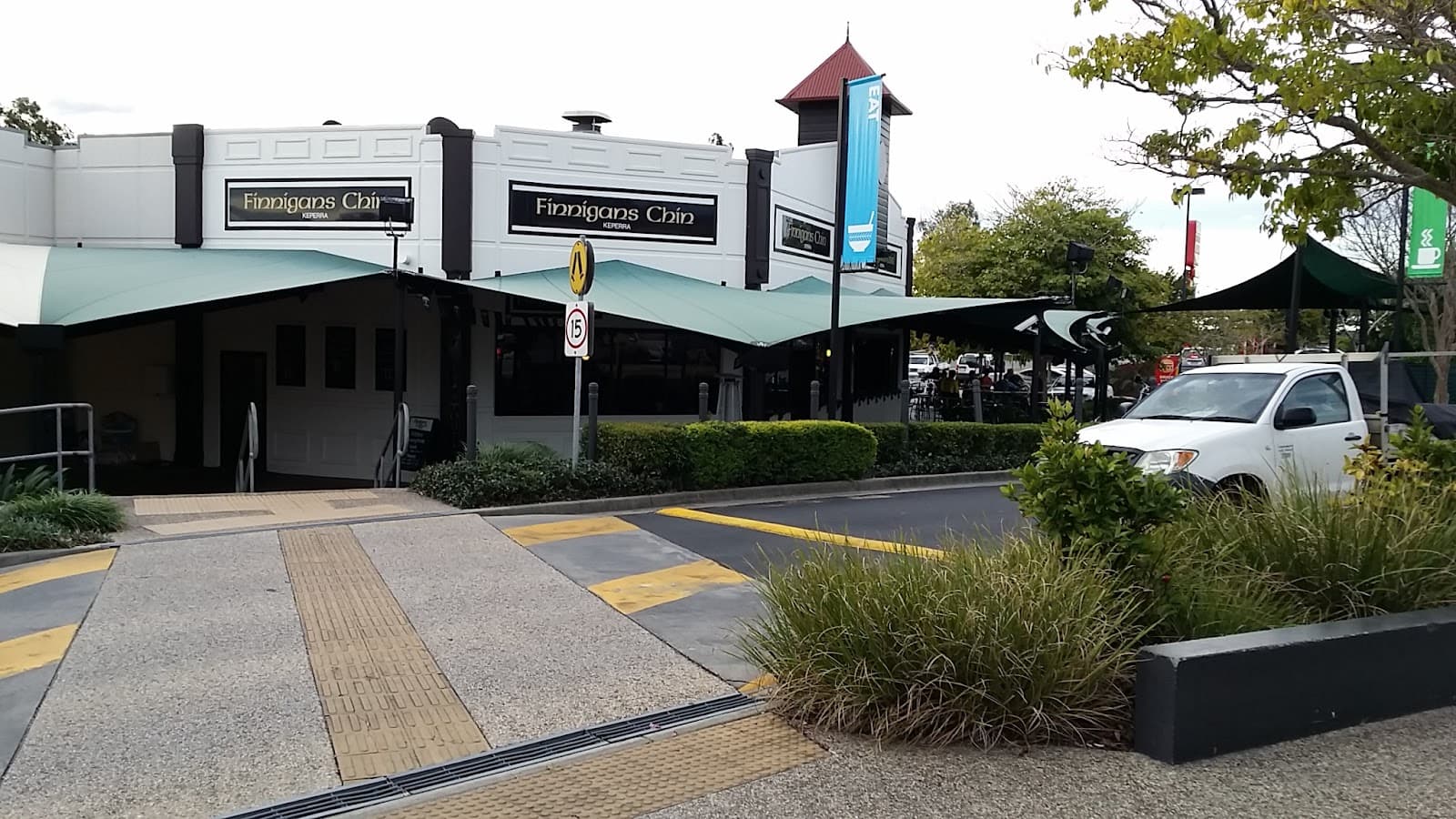 Finnigans Chin — Irish pub in Brisbane