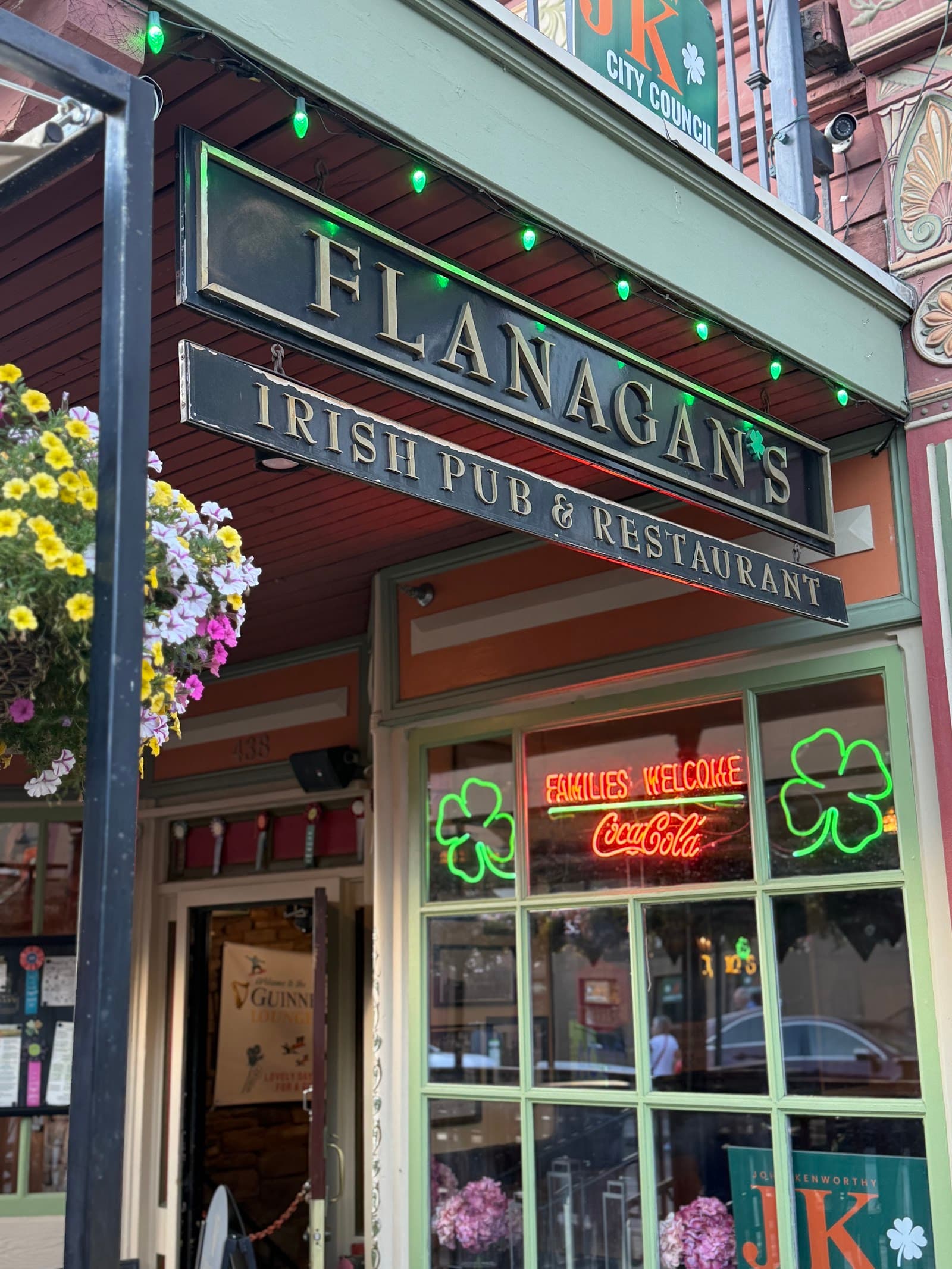 Flanagan's on Main — Irish pub in Park City