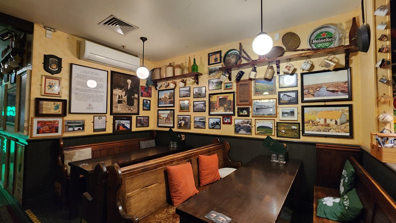 Florrie McGreals — Irish pub in Auckland