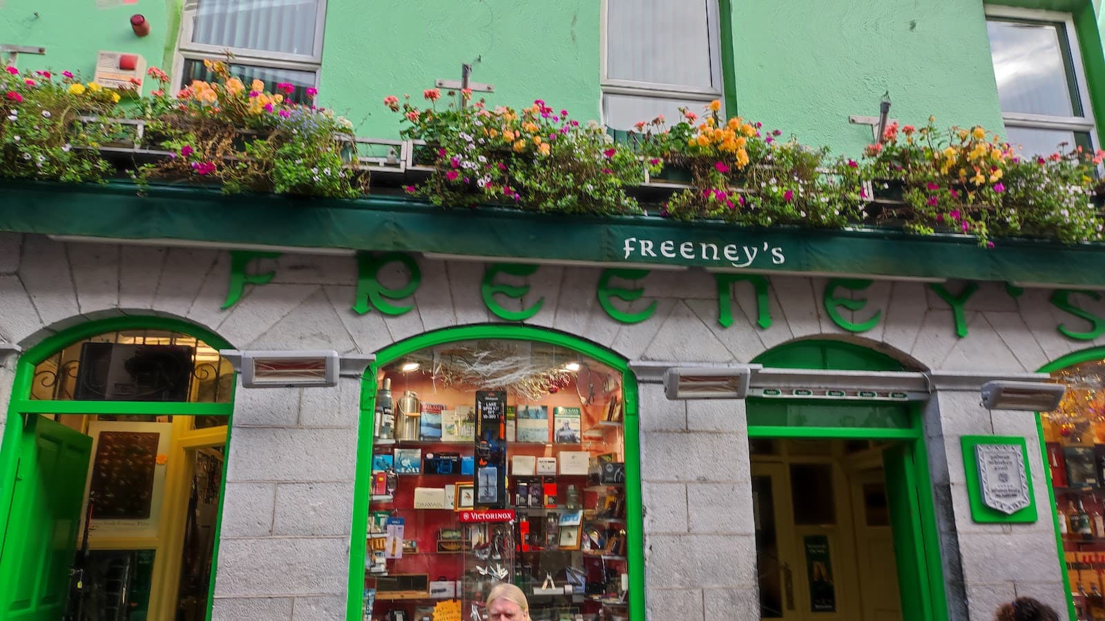 Freeney's Bar — Irish pub in Galway