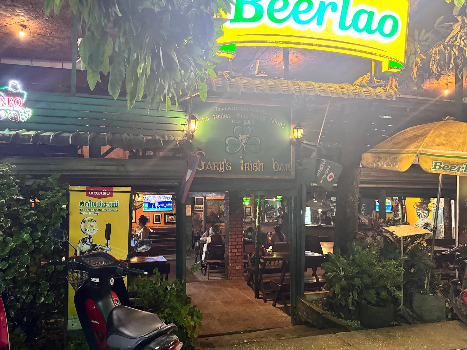 Gary's Irish Bar - The Rising Sun — Irish pub in Vang Vieng