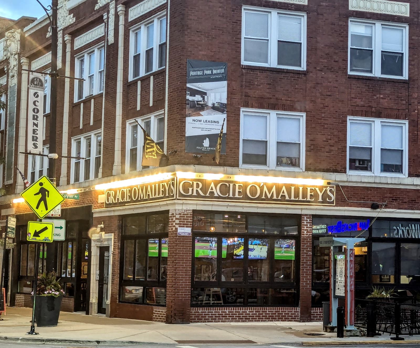 Gracie O'Malley's Portage Park — Irish pub in Chicago