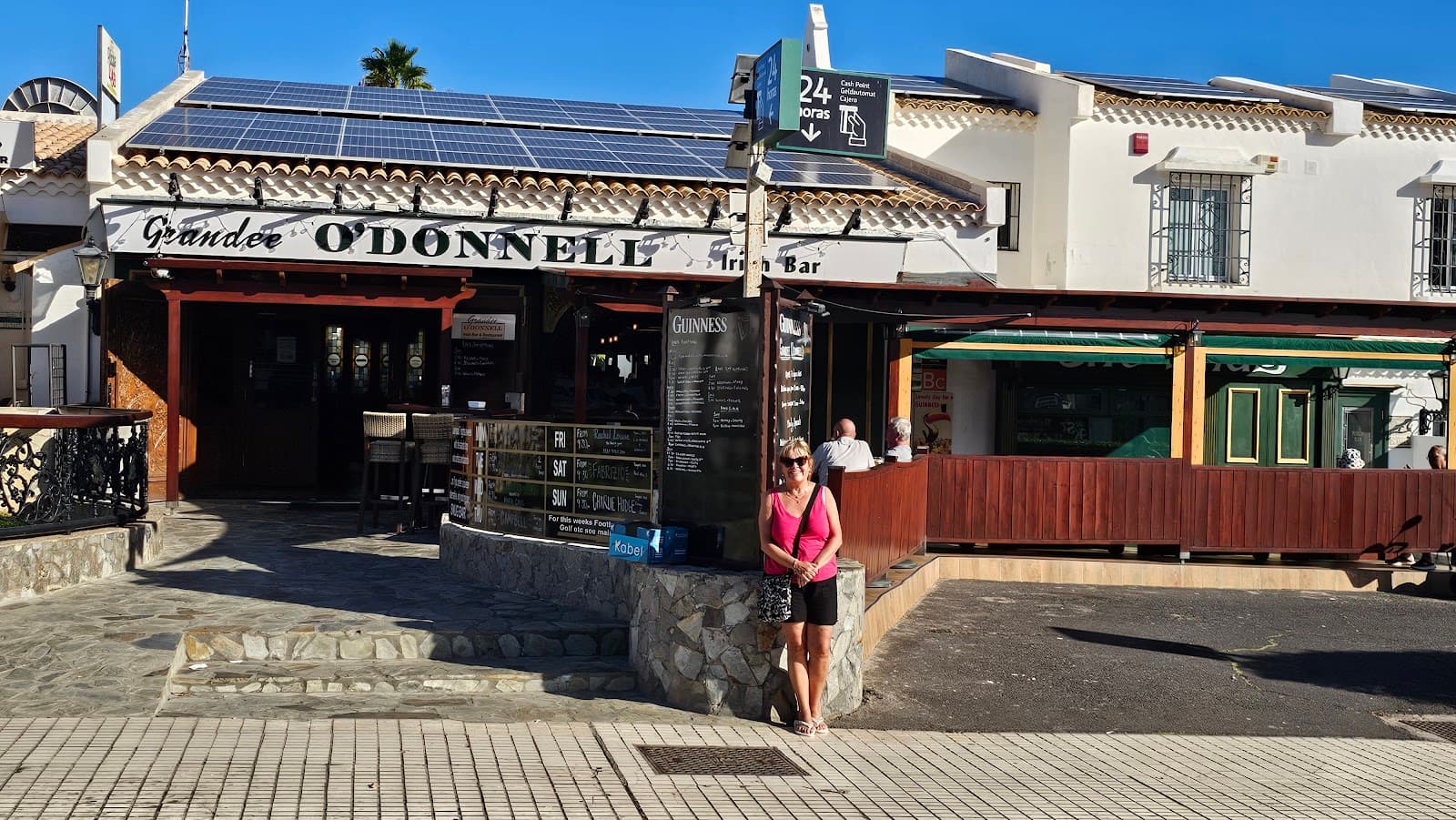 Grandee O'Donnells — Irish pub in Tenerife