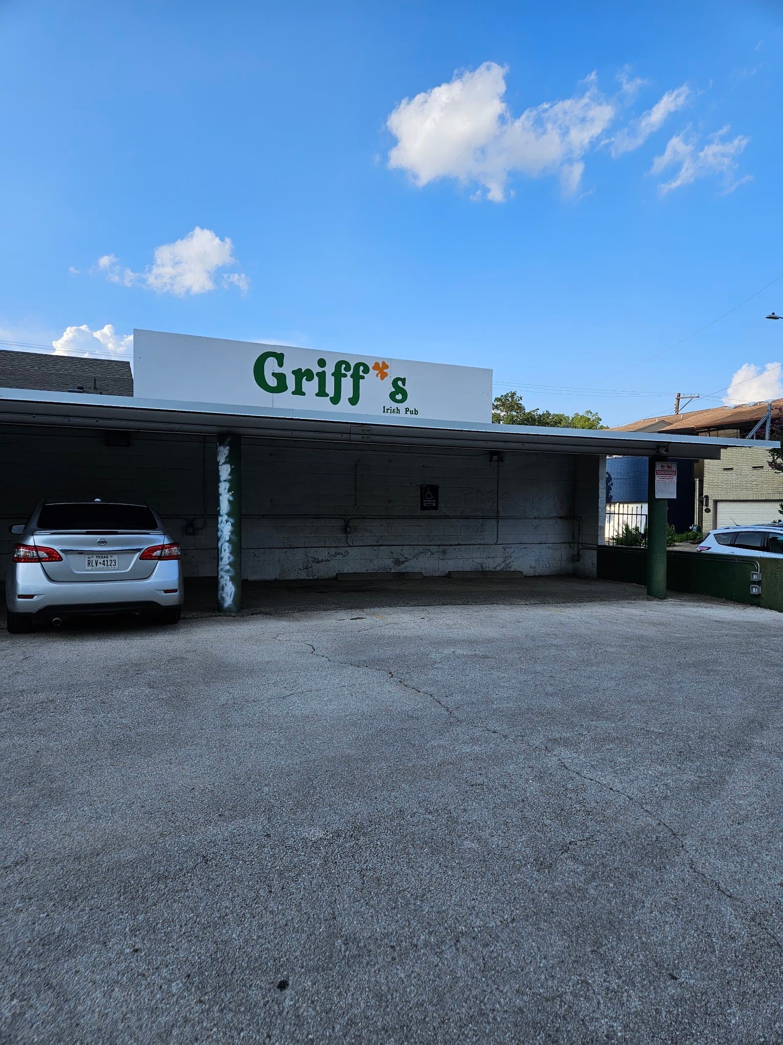 Griff's — Irish pub in Houston