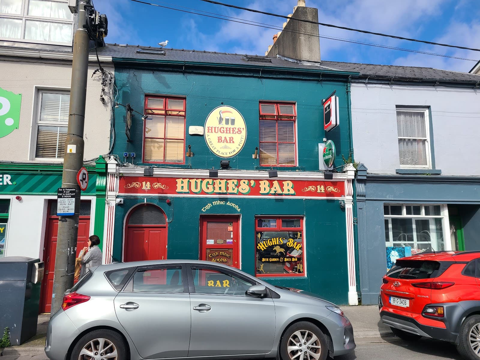 Hughes Pub — Irish pub in Galway