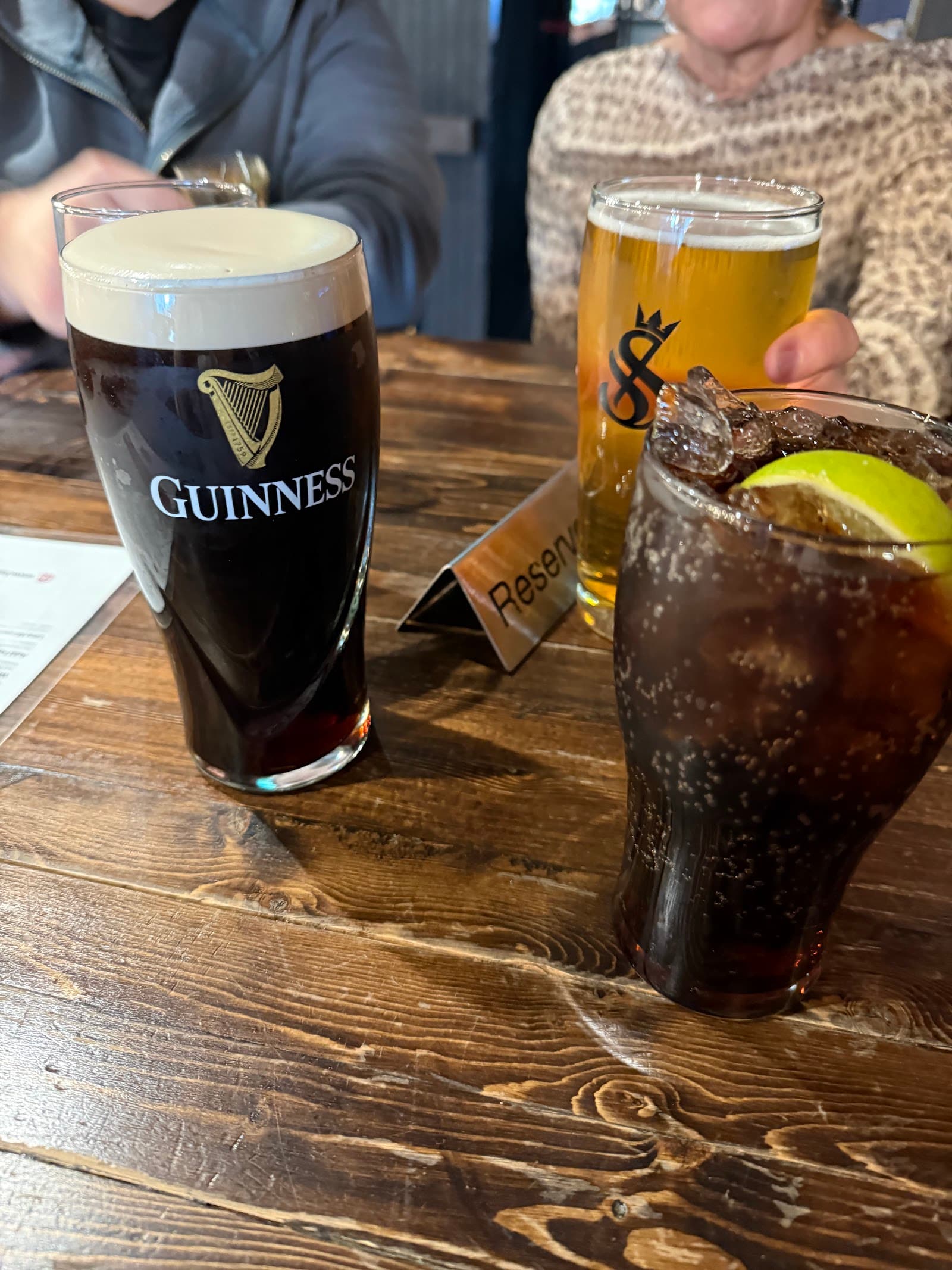 Hynes' Irish Pub — Irish pub in Vancouver