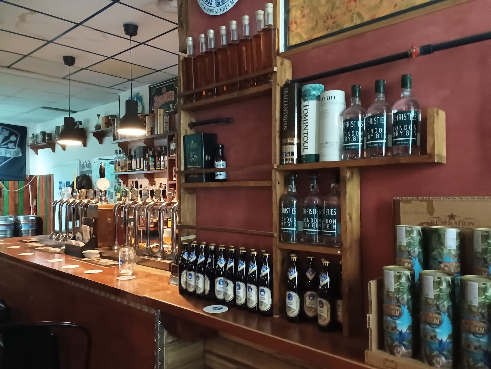 Inside Irish Pub — Irish pub in Rome