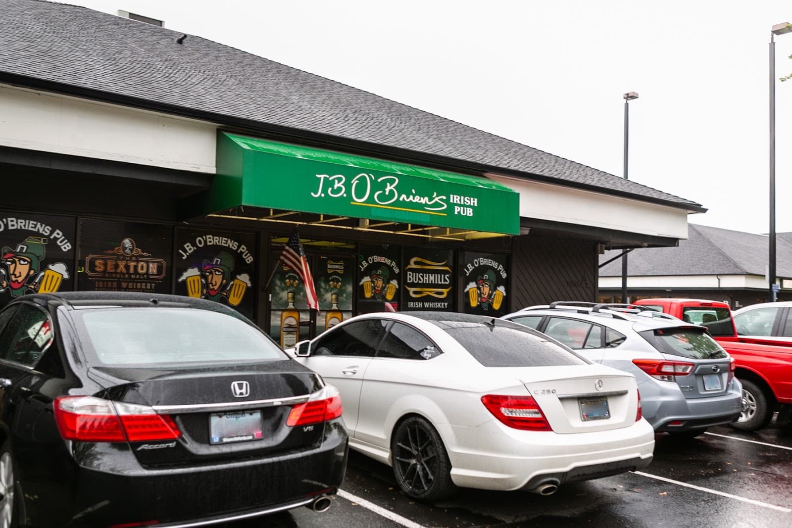 JB O'Briens Irish Pub — Irish pub in Portland