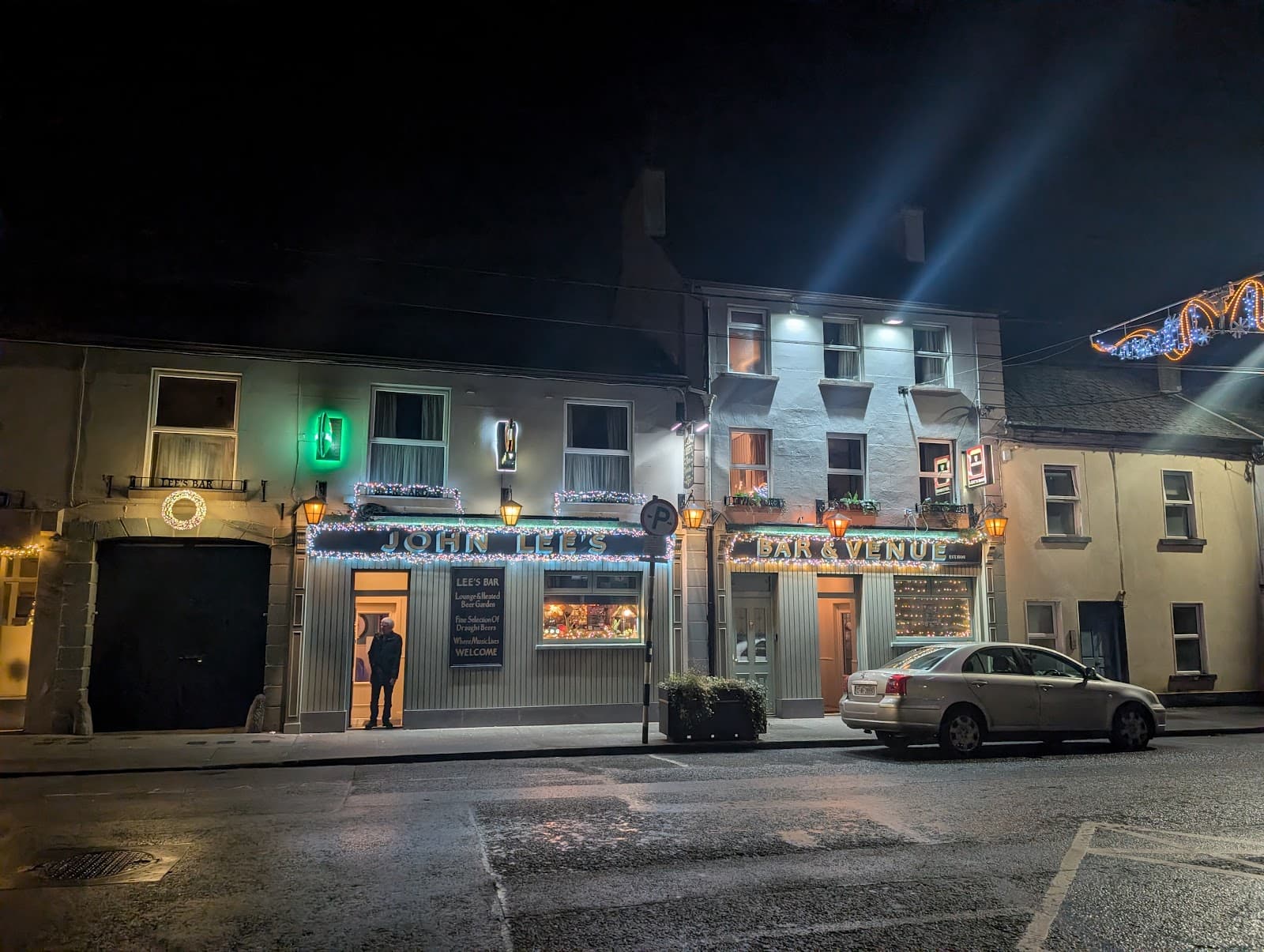 John Lee's Bar & Venue — Irish pub in Tullamore