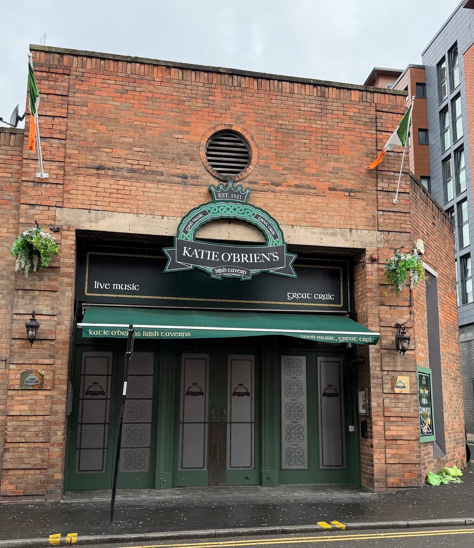 Katie O'Brien's Irish Tavern — Irish pub in Sheffield