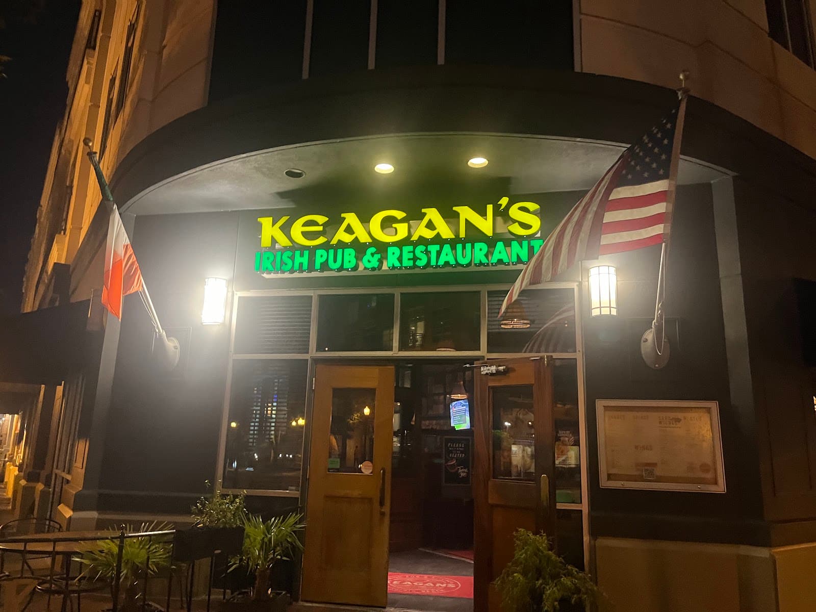 Keagan's Irish Pub & Kitchen — Irish pub in Virginia Beach