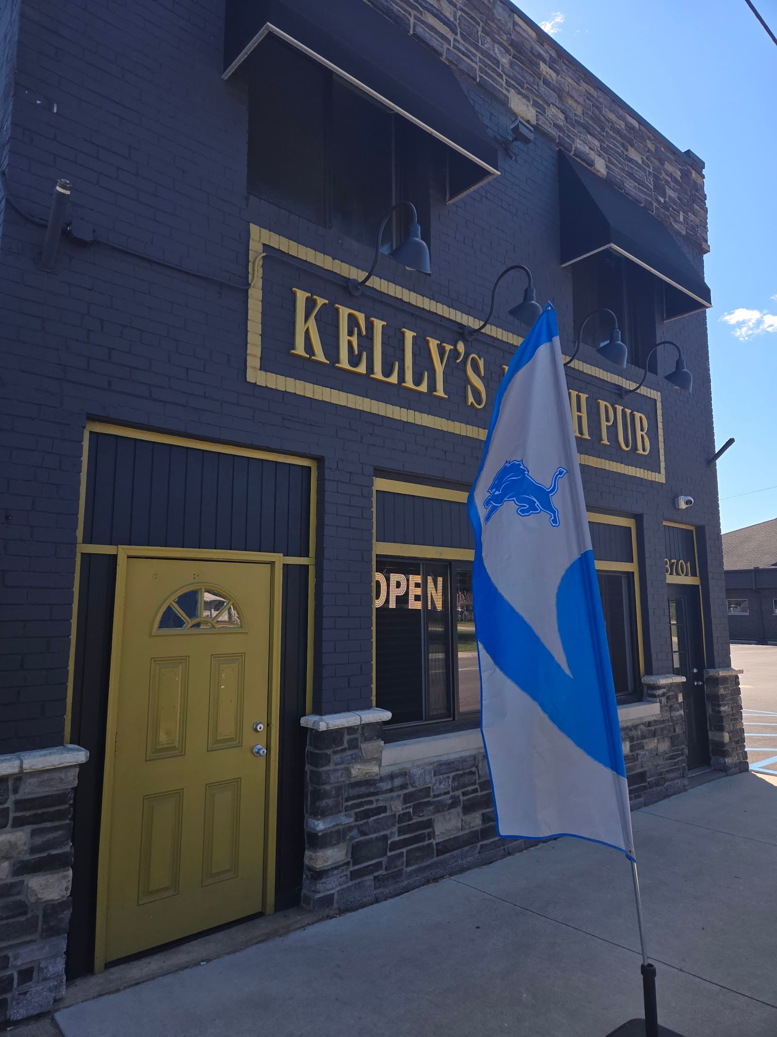 Kelly's Irish Pub — Irish pub in Detroit