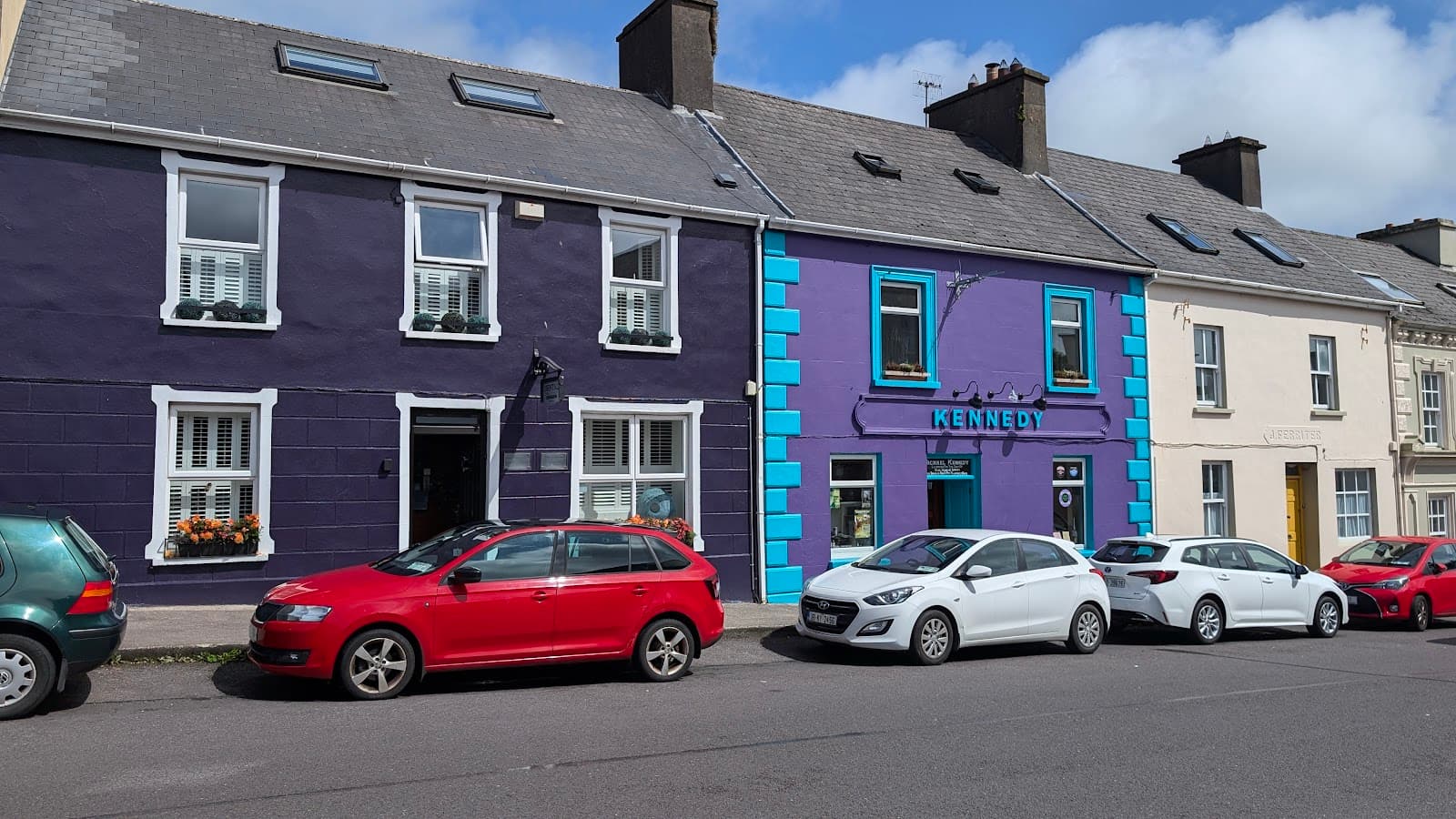 Kennedy's Bar — Irish pub in Dingle