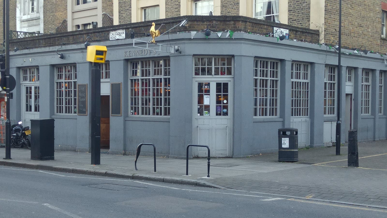 Kennedy's — Irish pub in London